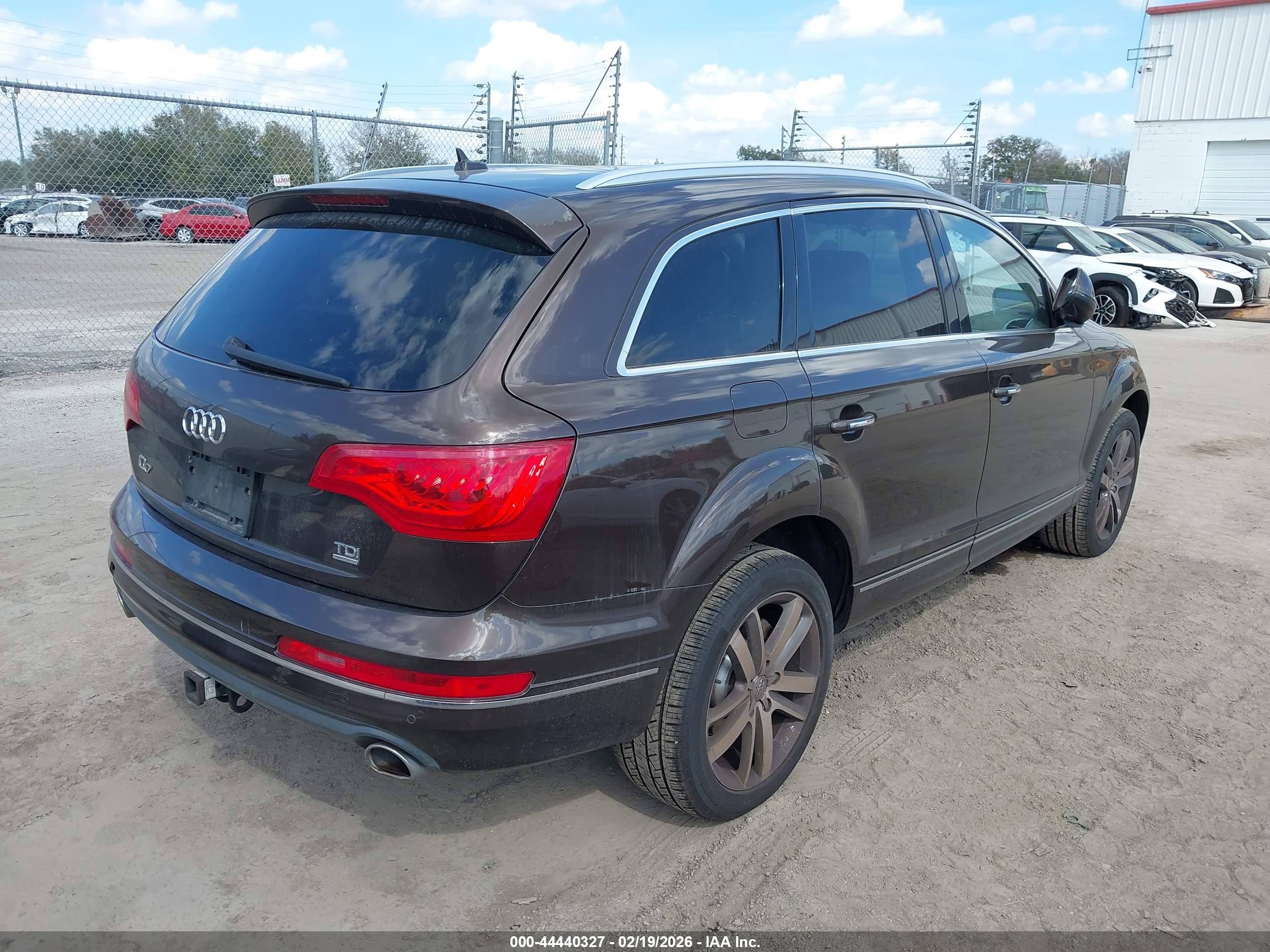 AUDI Q7 image 4
