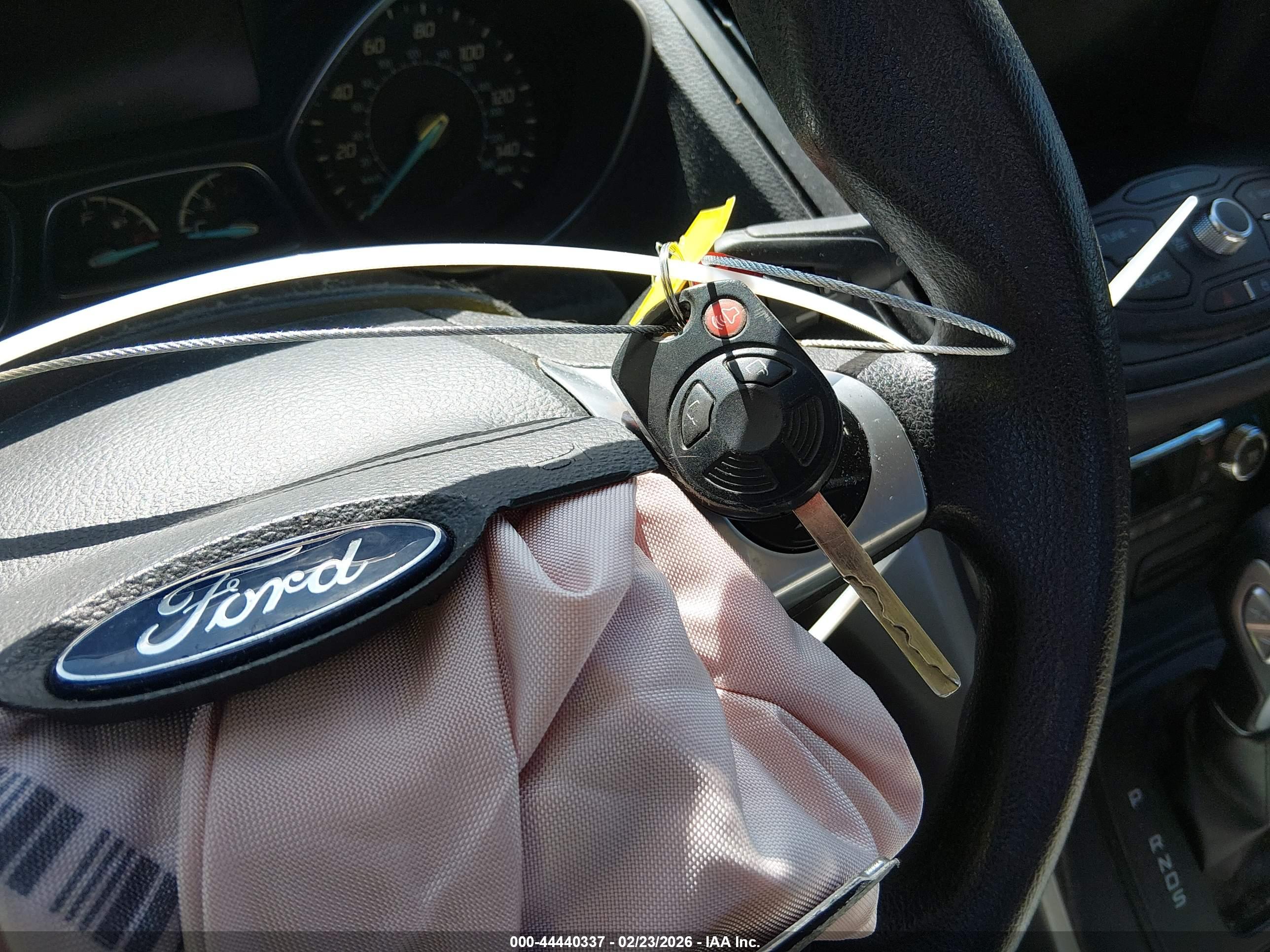 FORD ESCAPE image 11