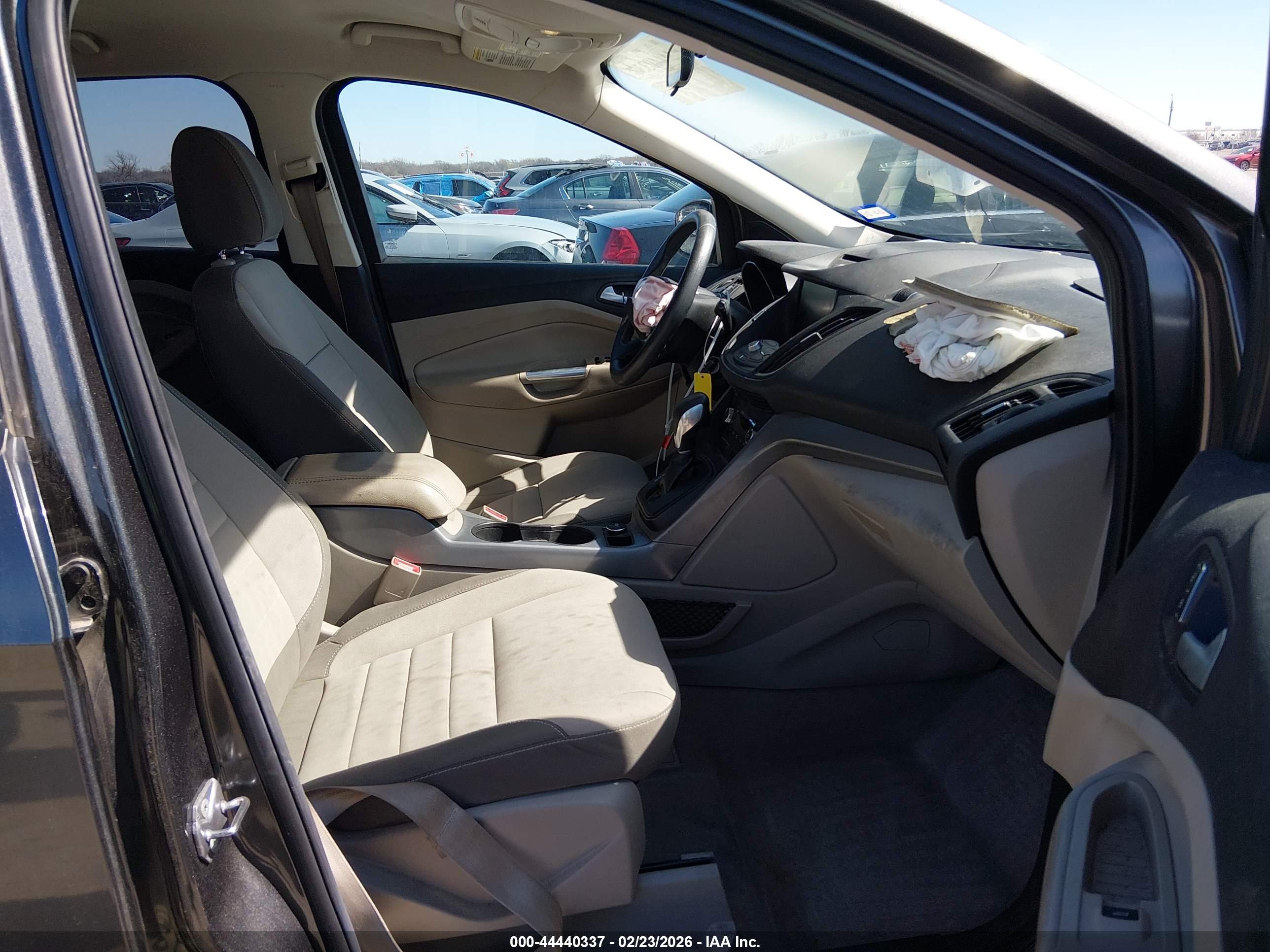 FORD ESCAPE image 5