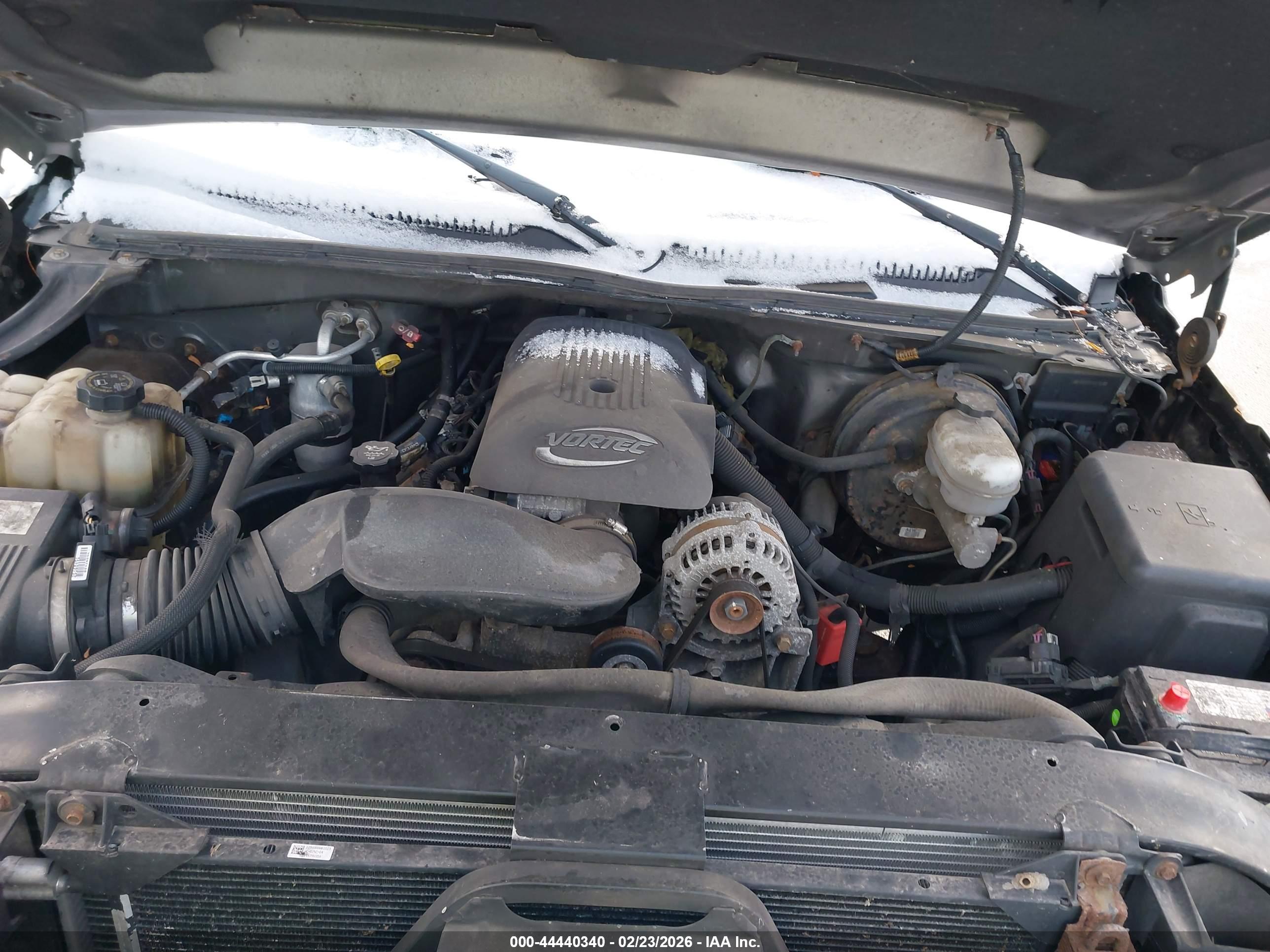 CHEVROLET SILVERADO image 10