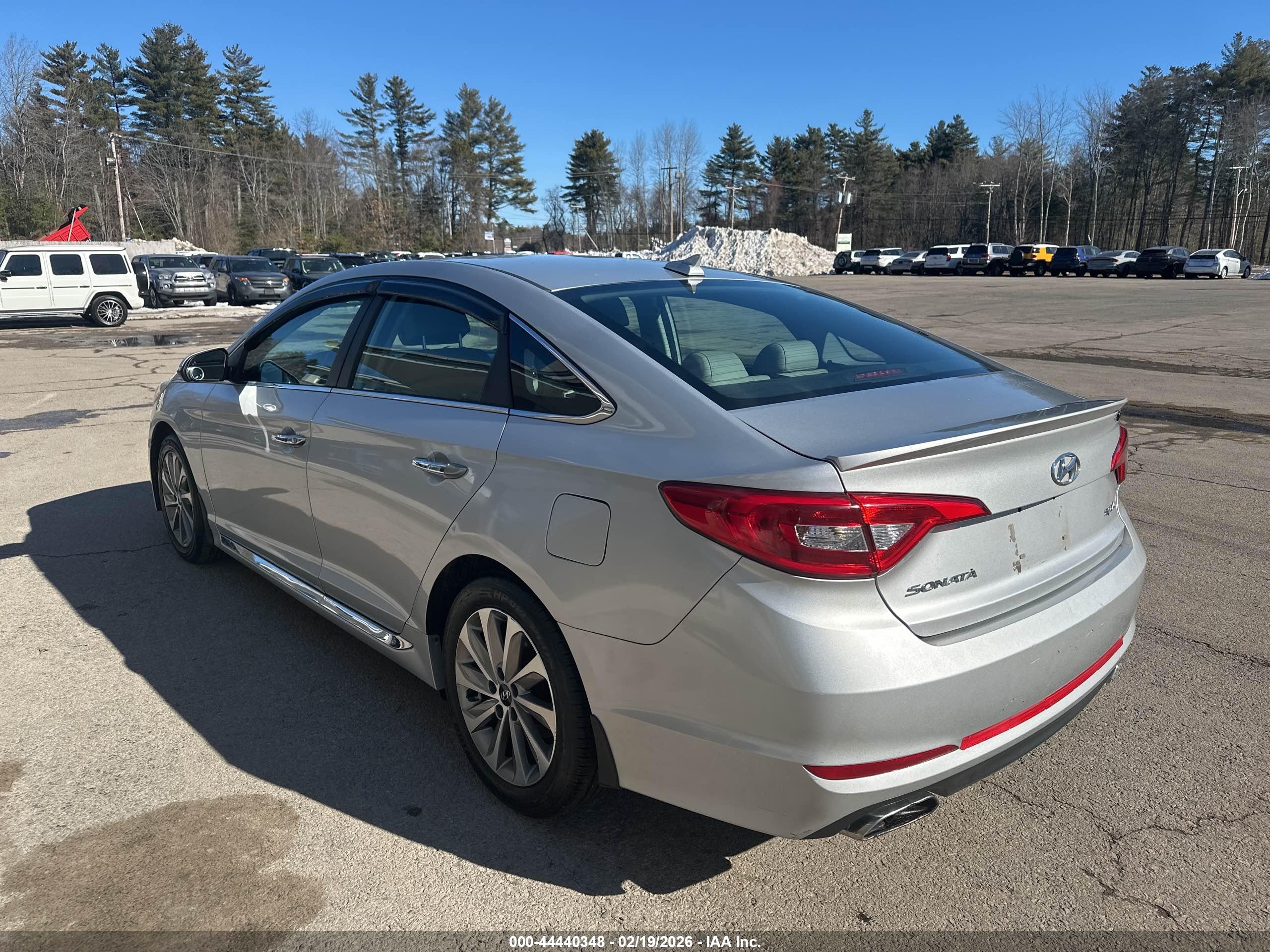 HYUNDAI SONATA image 3