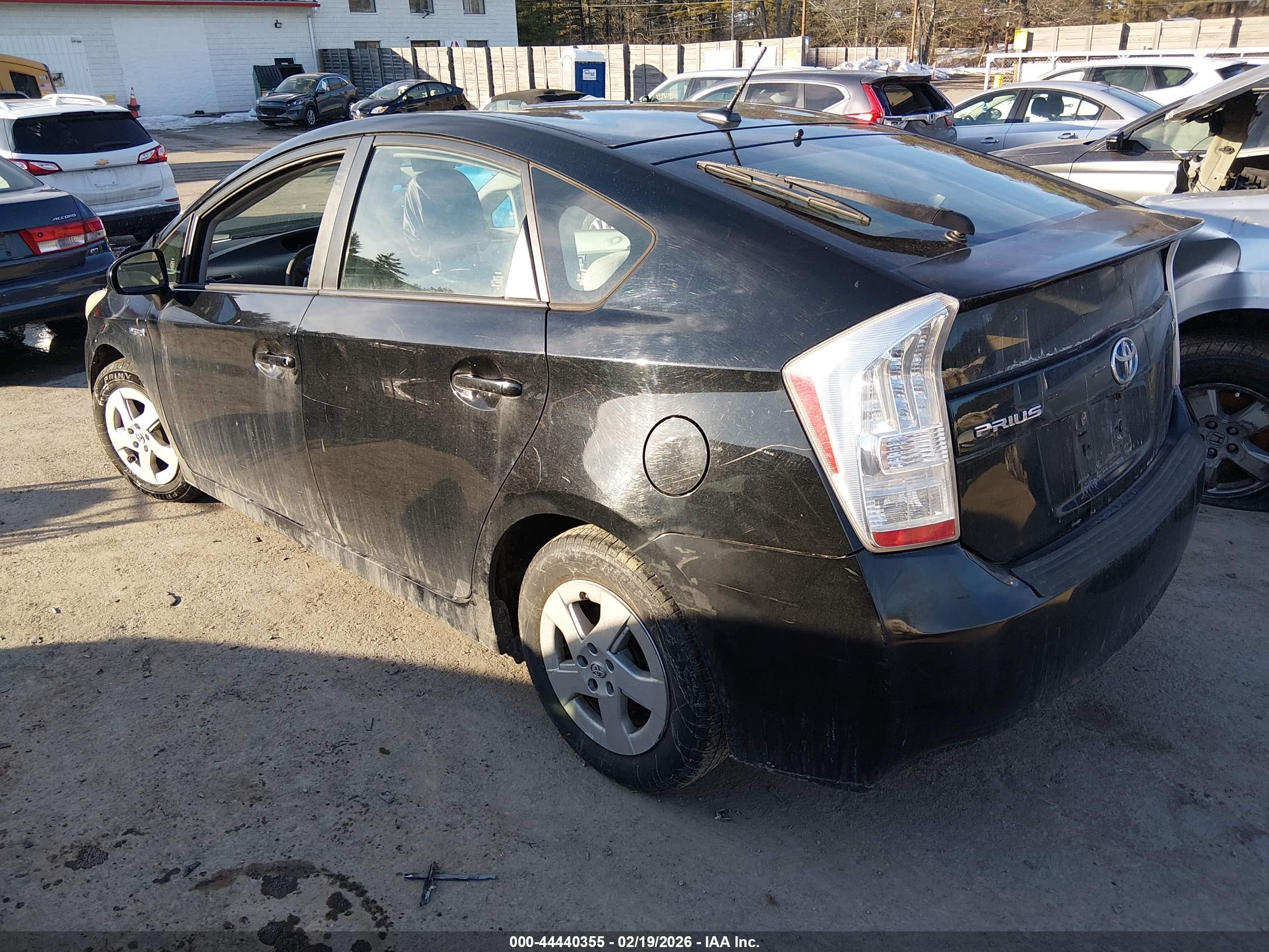 TOYOTA PRIUS image 3