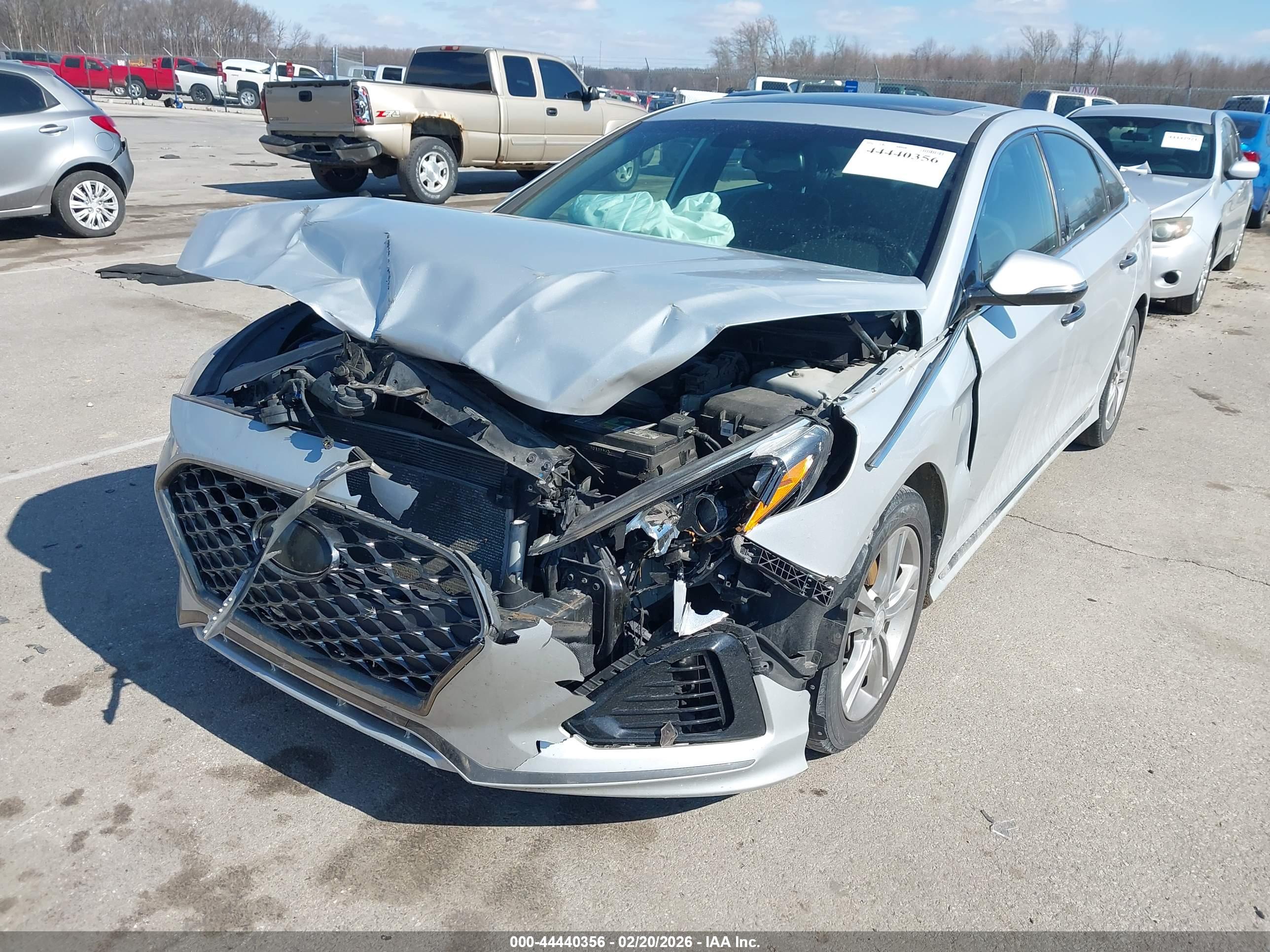 HYUNDAI SONATA image 6