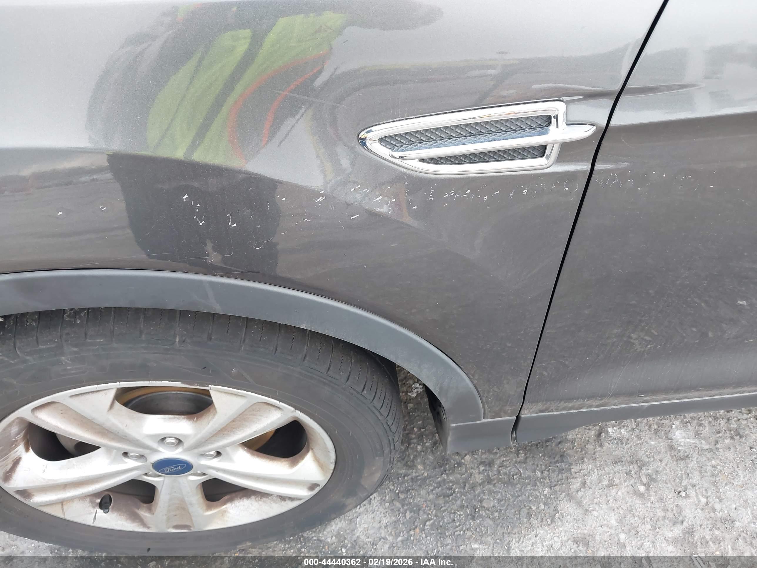 FORD ESCAPE image 6