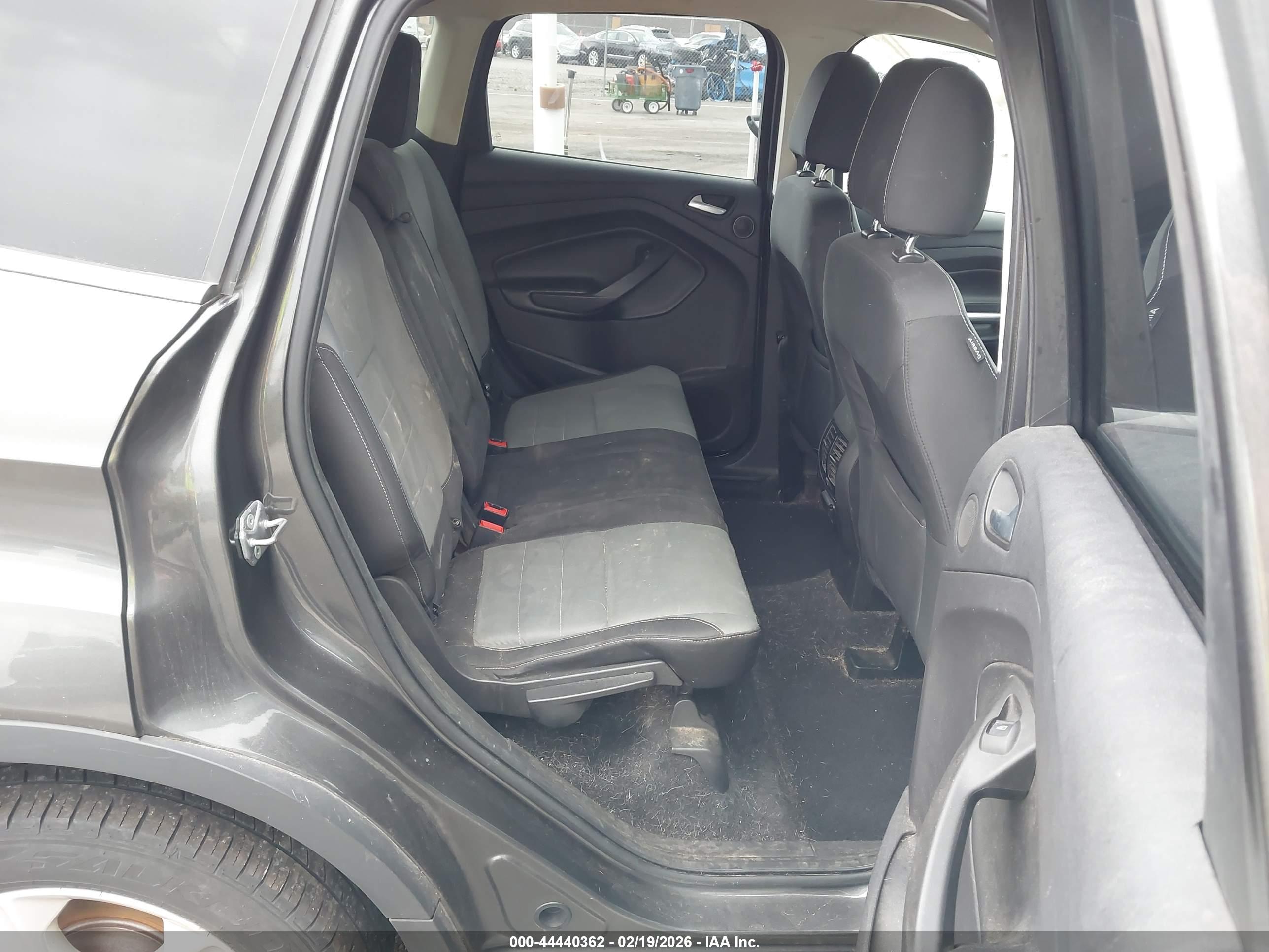 FORD ESCAPE image 8