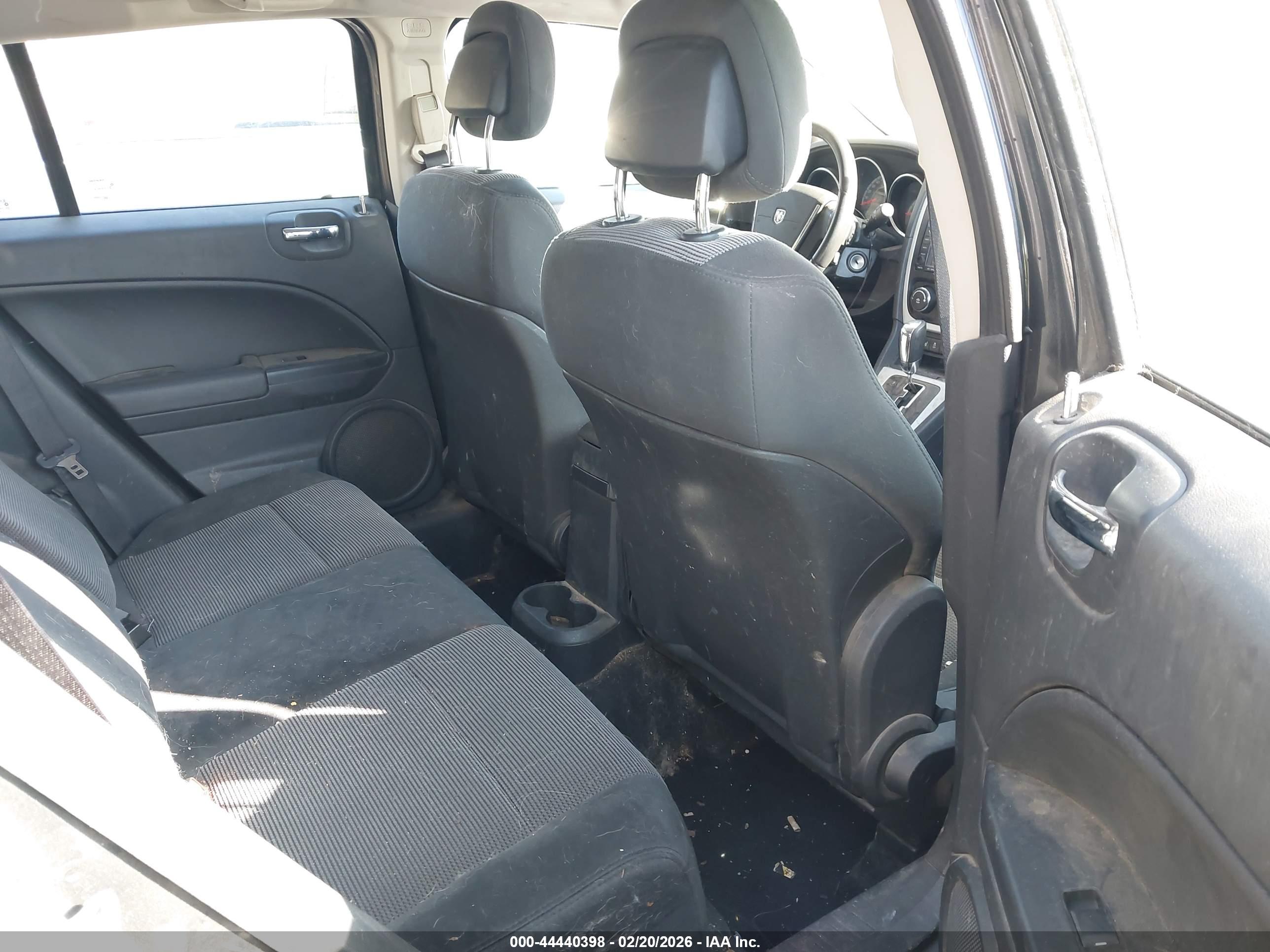 DODGE CALIBER image 8