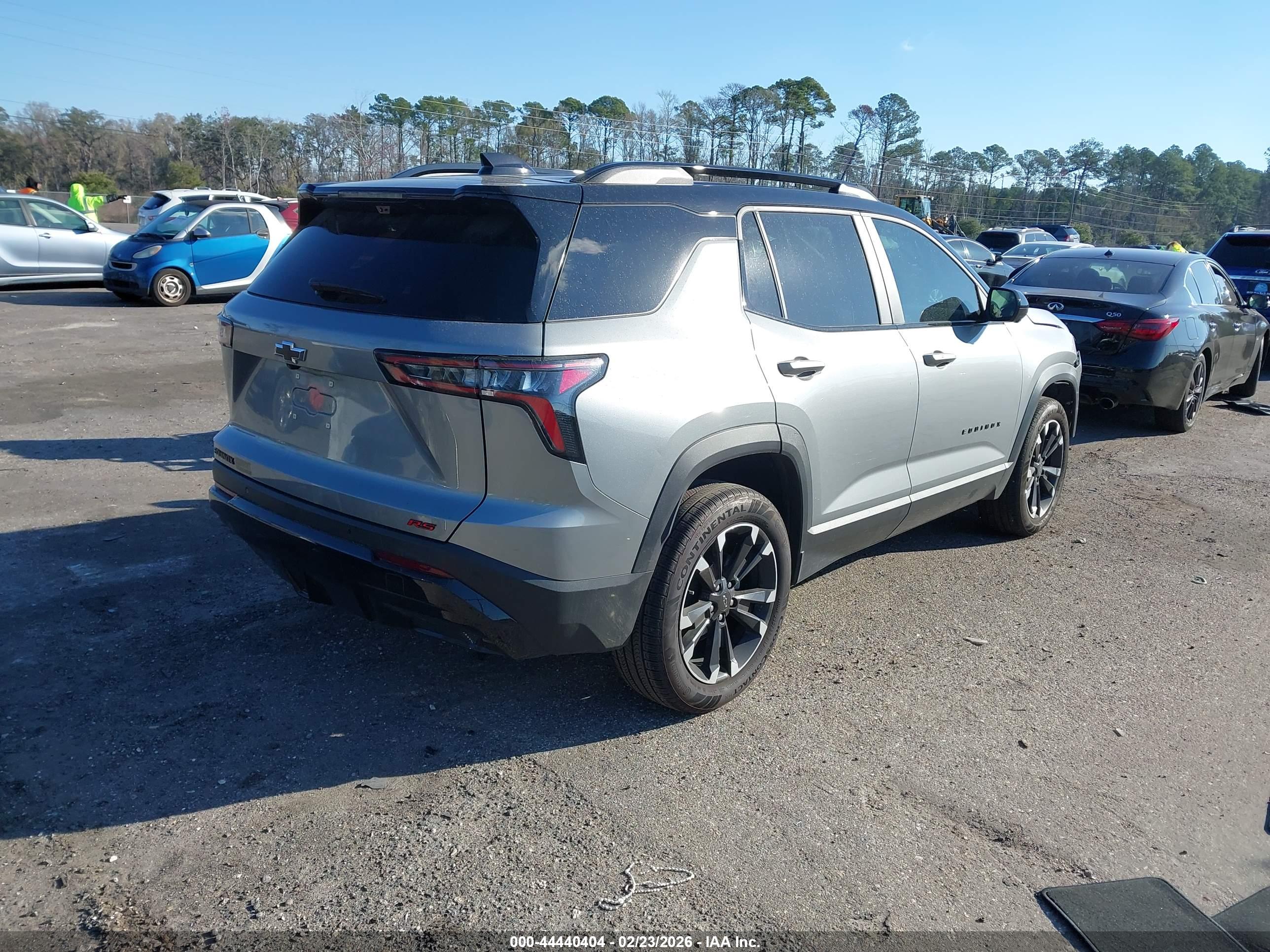 CHEVROLET EQUINOX image 4