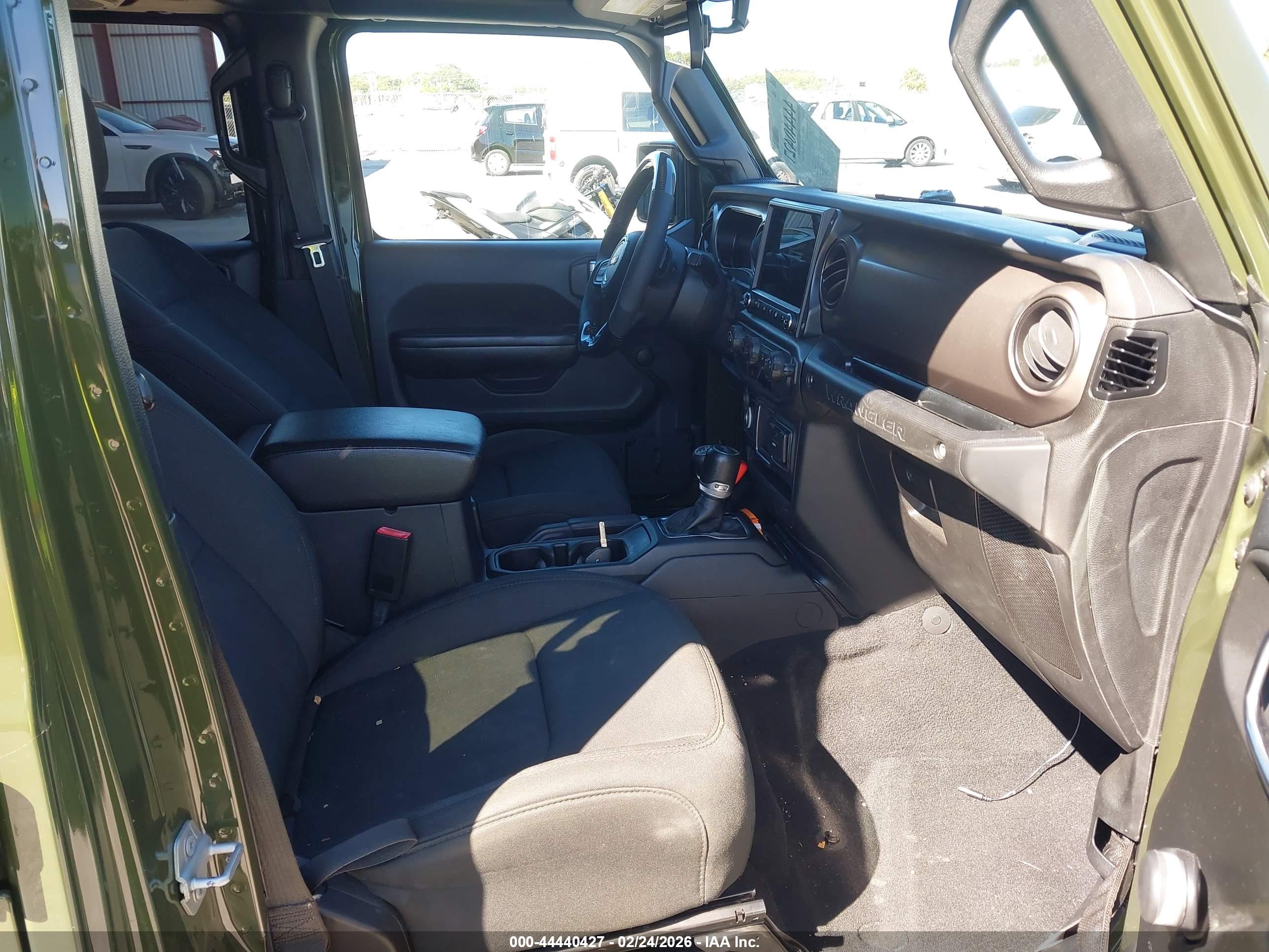 JEEP WRANGLER image 5
