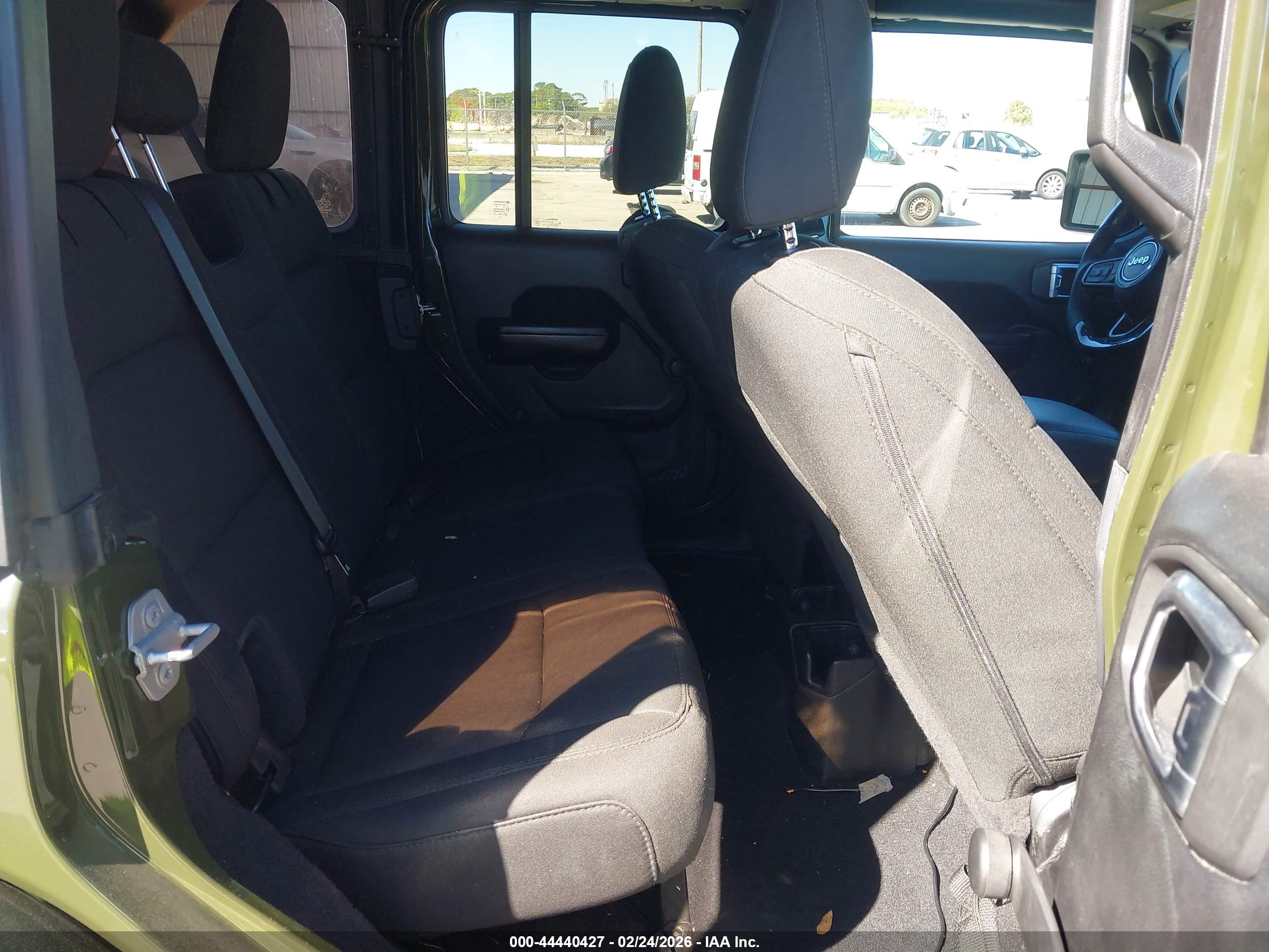 JEEP WRANGLER image 8