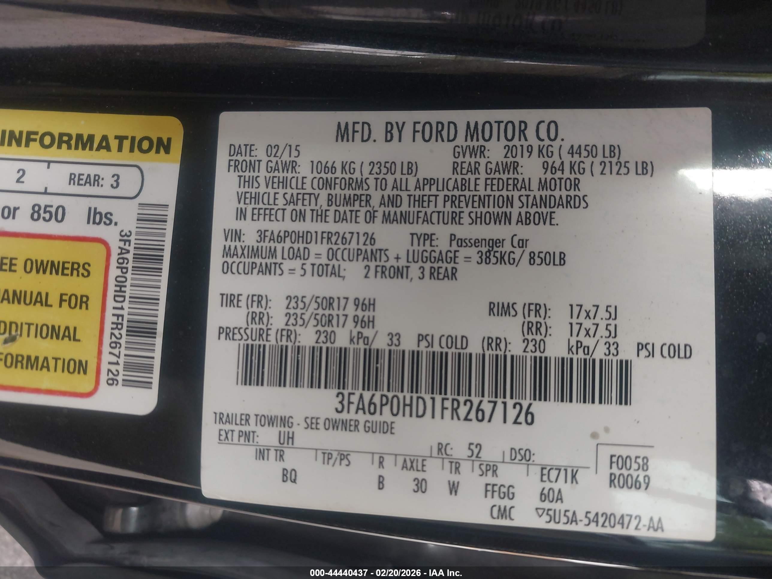 FORD FUSION image 9