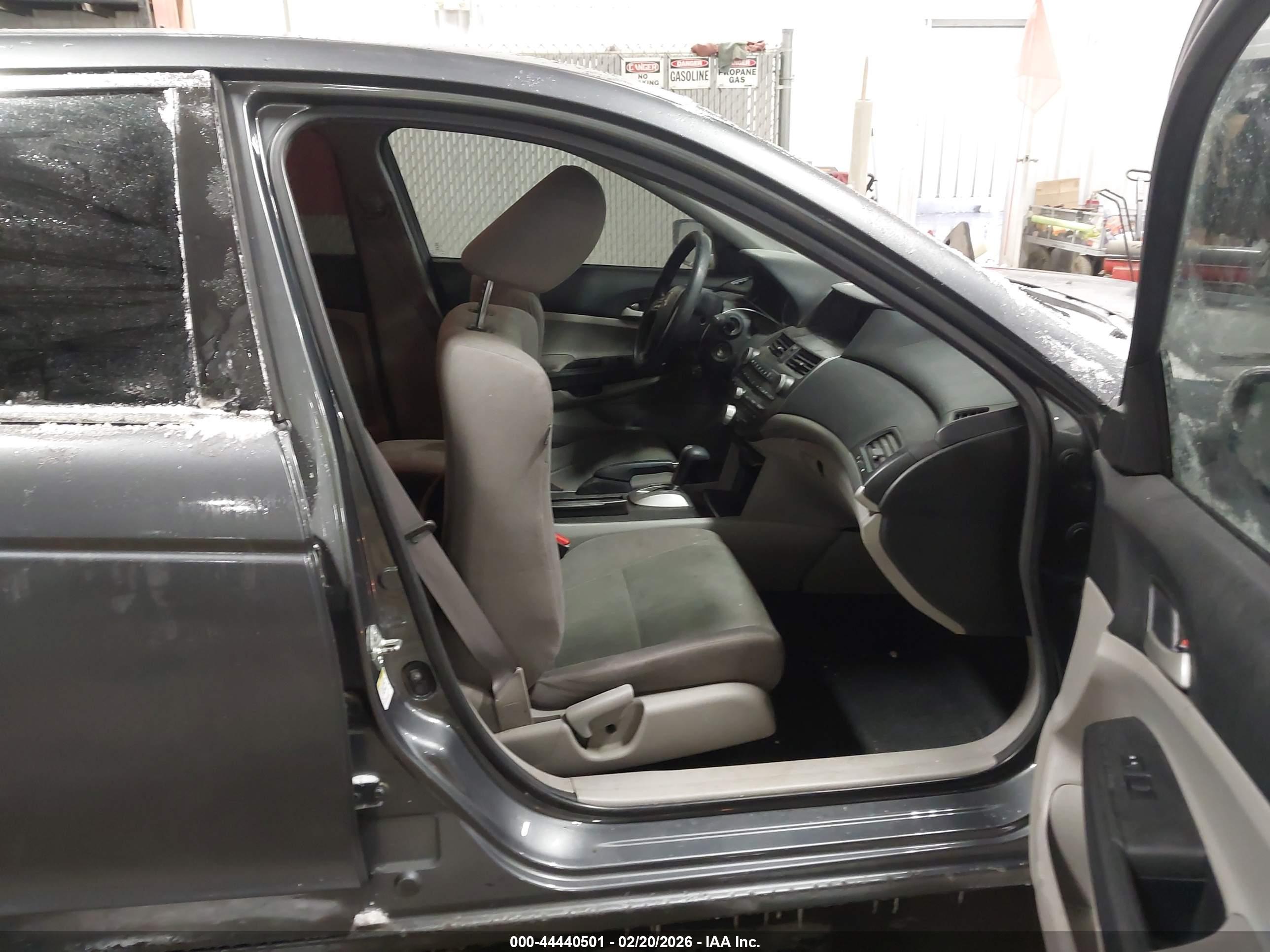 HONDA ACCORD image 5
