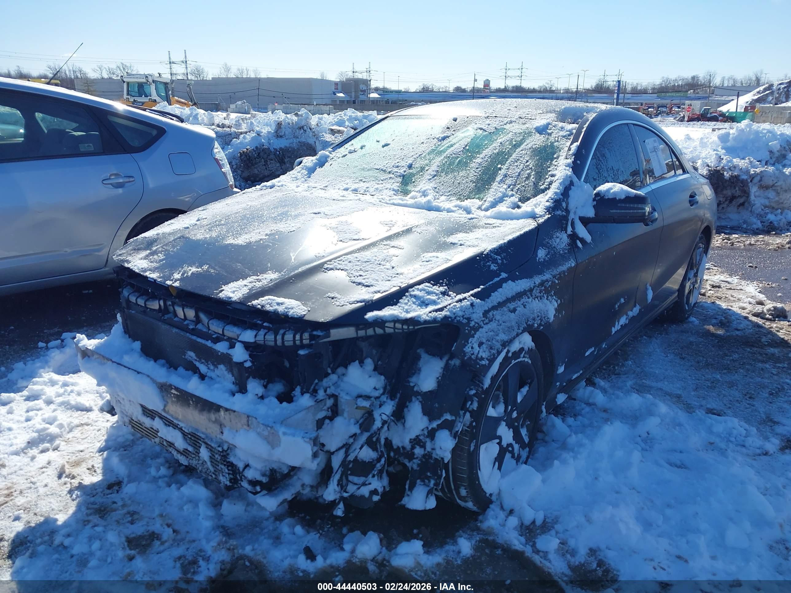 MERCEDES-BENZ CLA image 6