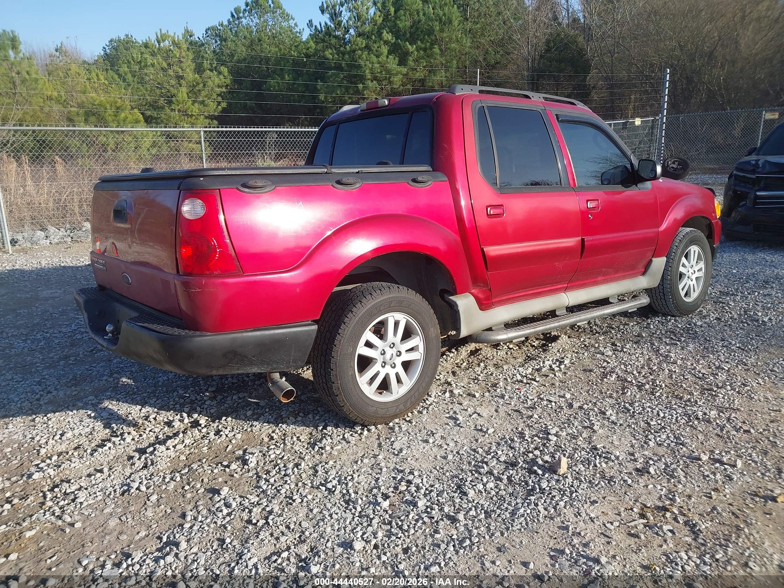 FORD EXPLORER image 4