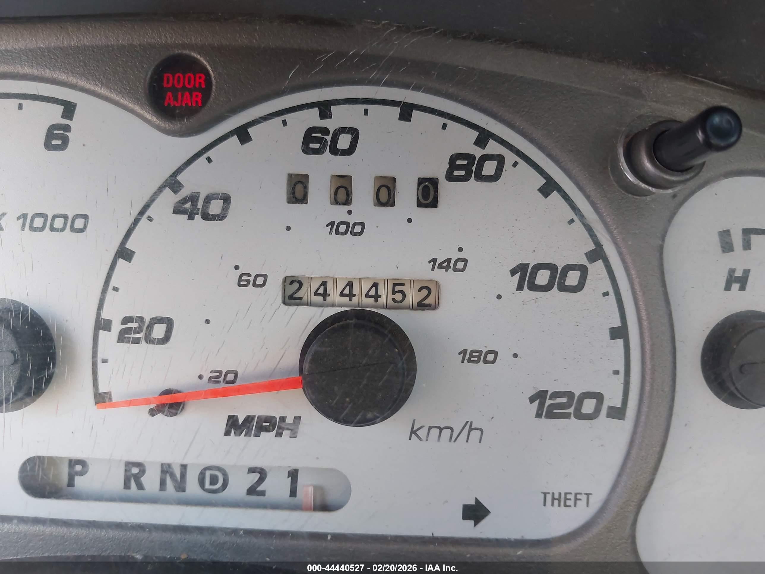 FORD EXPLORER image 7