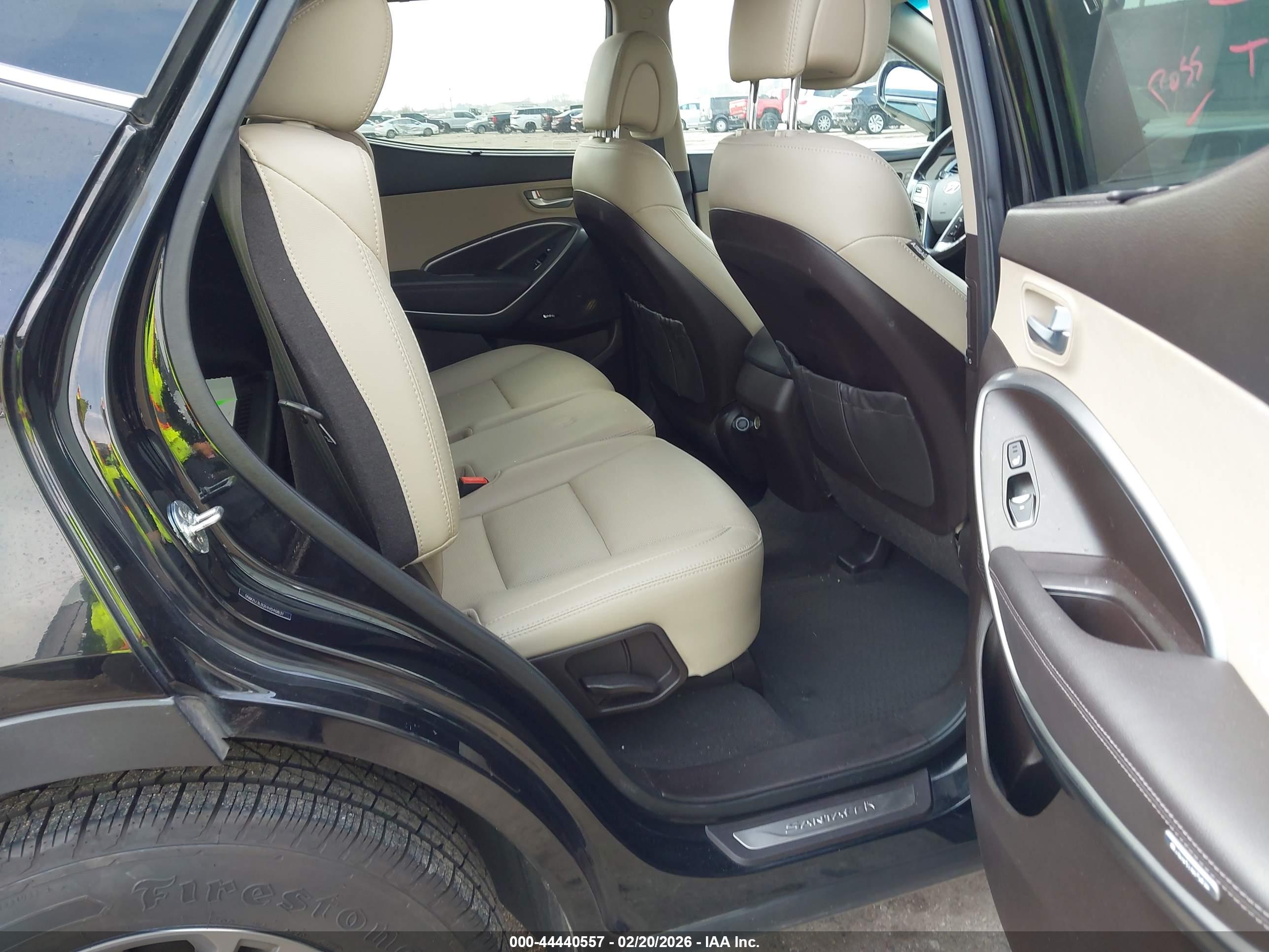 HYUNDAI SANTA image 8