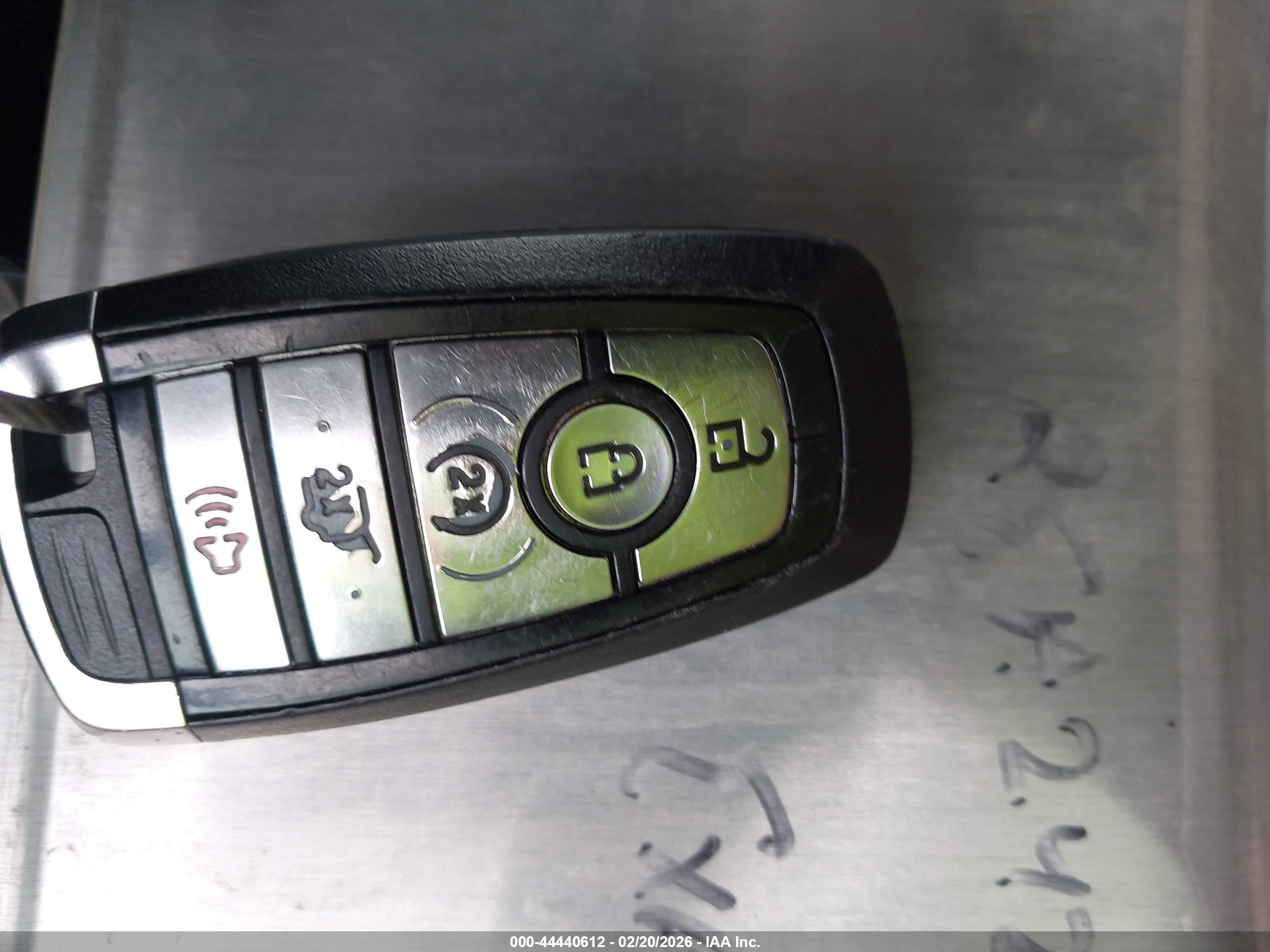 FORD EXPEDITION image 11