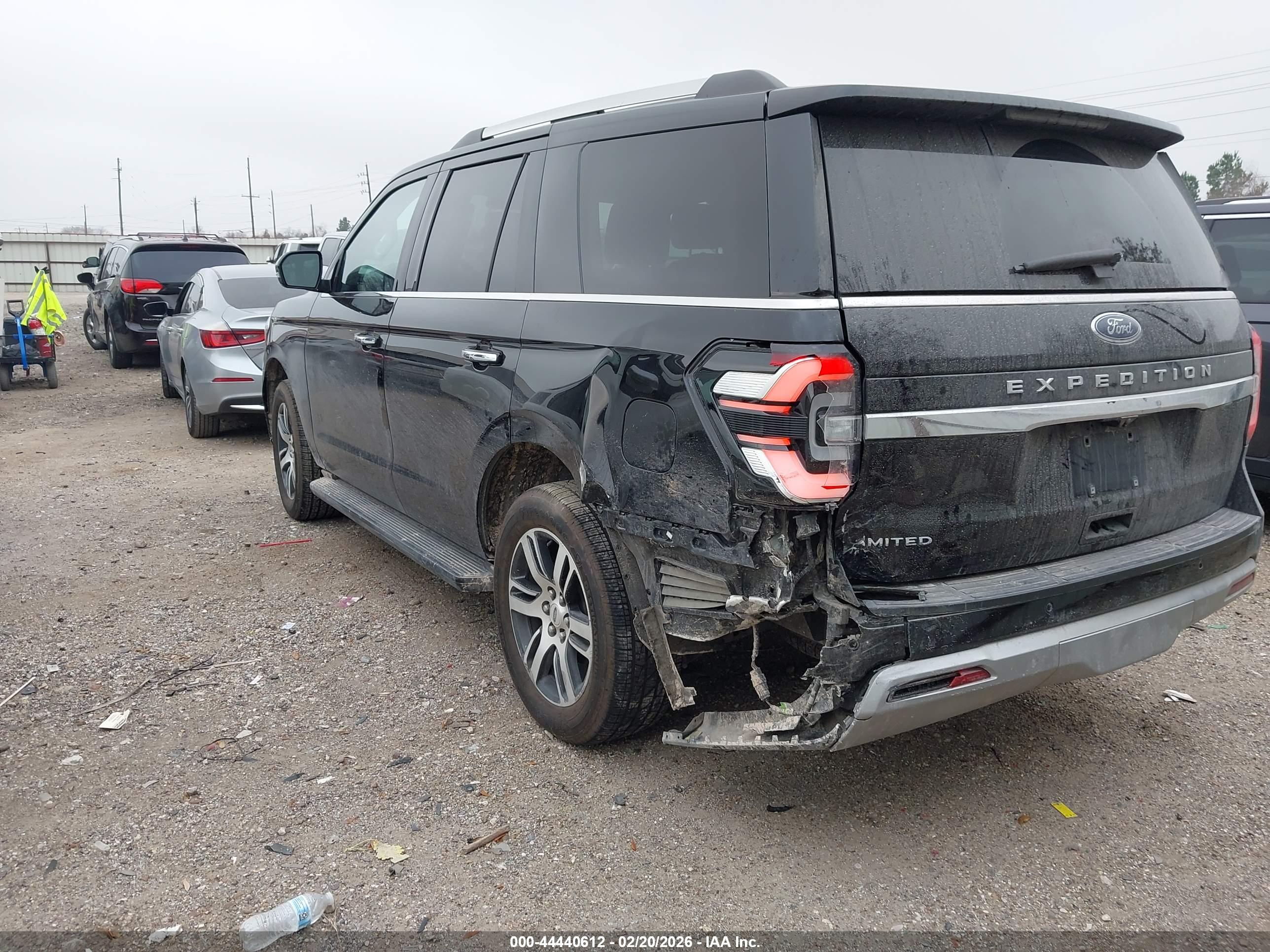 FORD EXPEDITION image 3