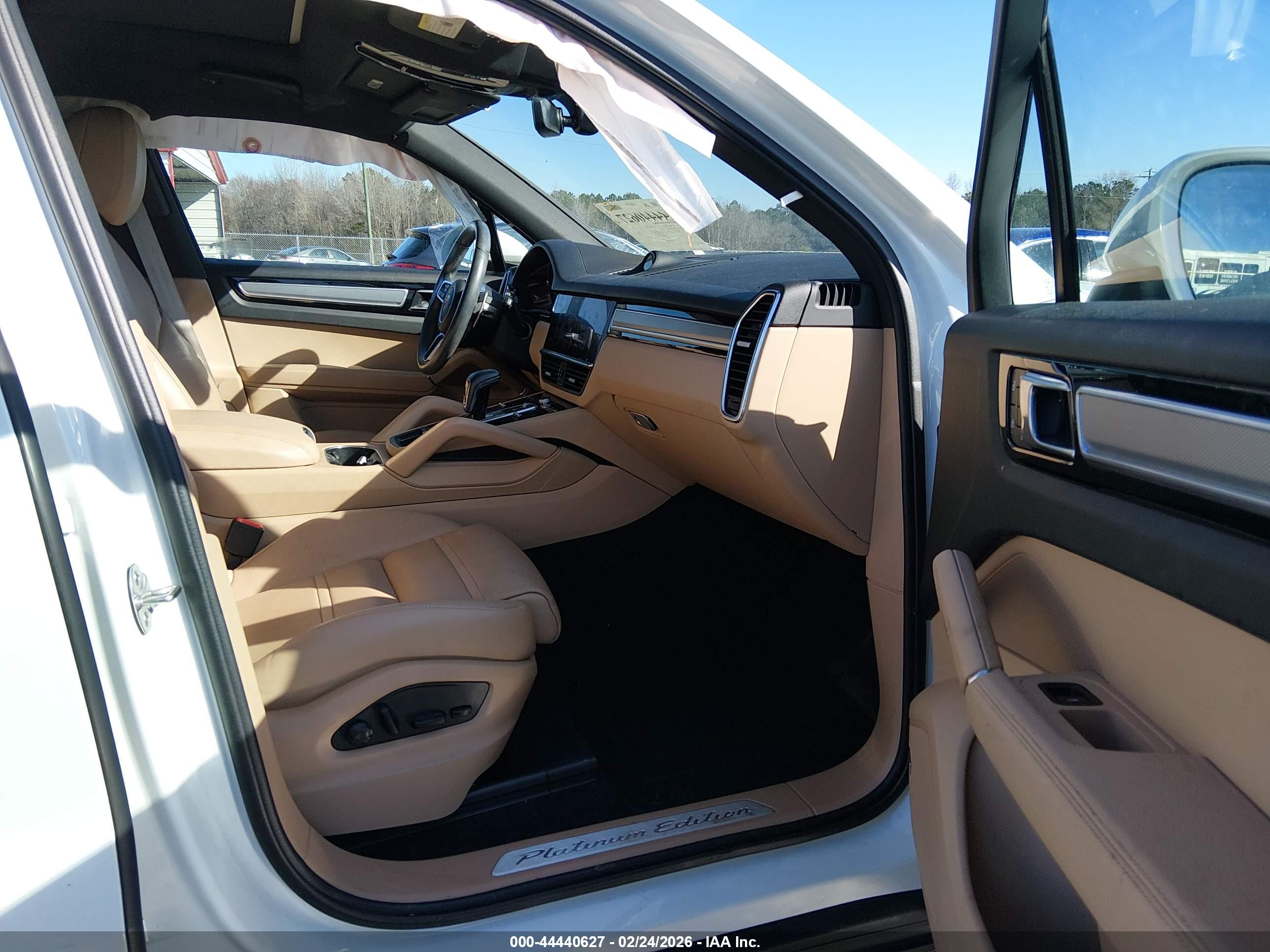 PORSCHE CAYENNE image 5