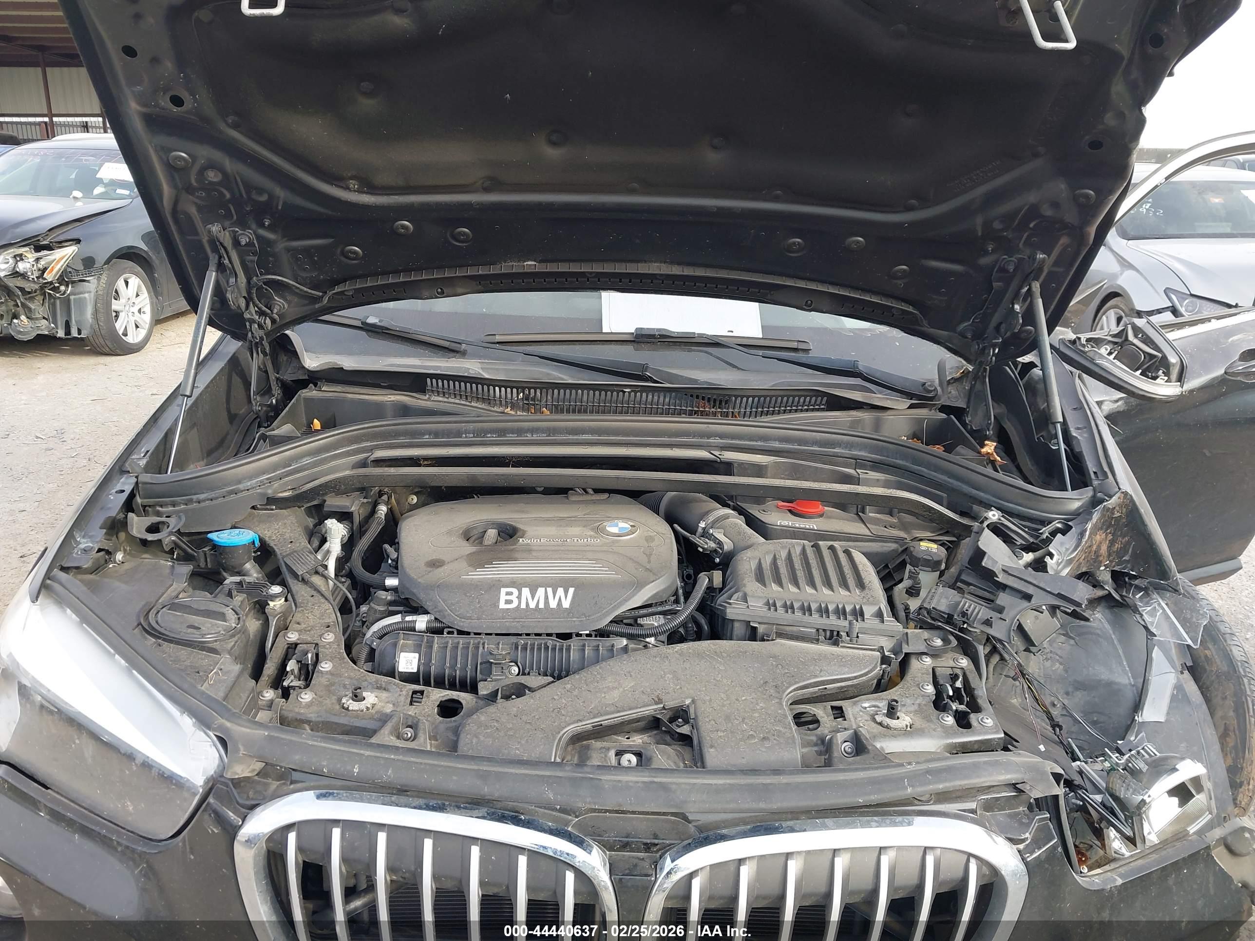 BMW X1 image 10