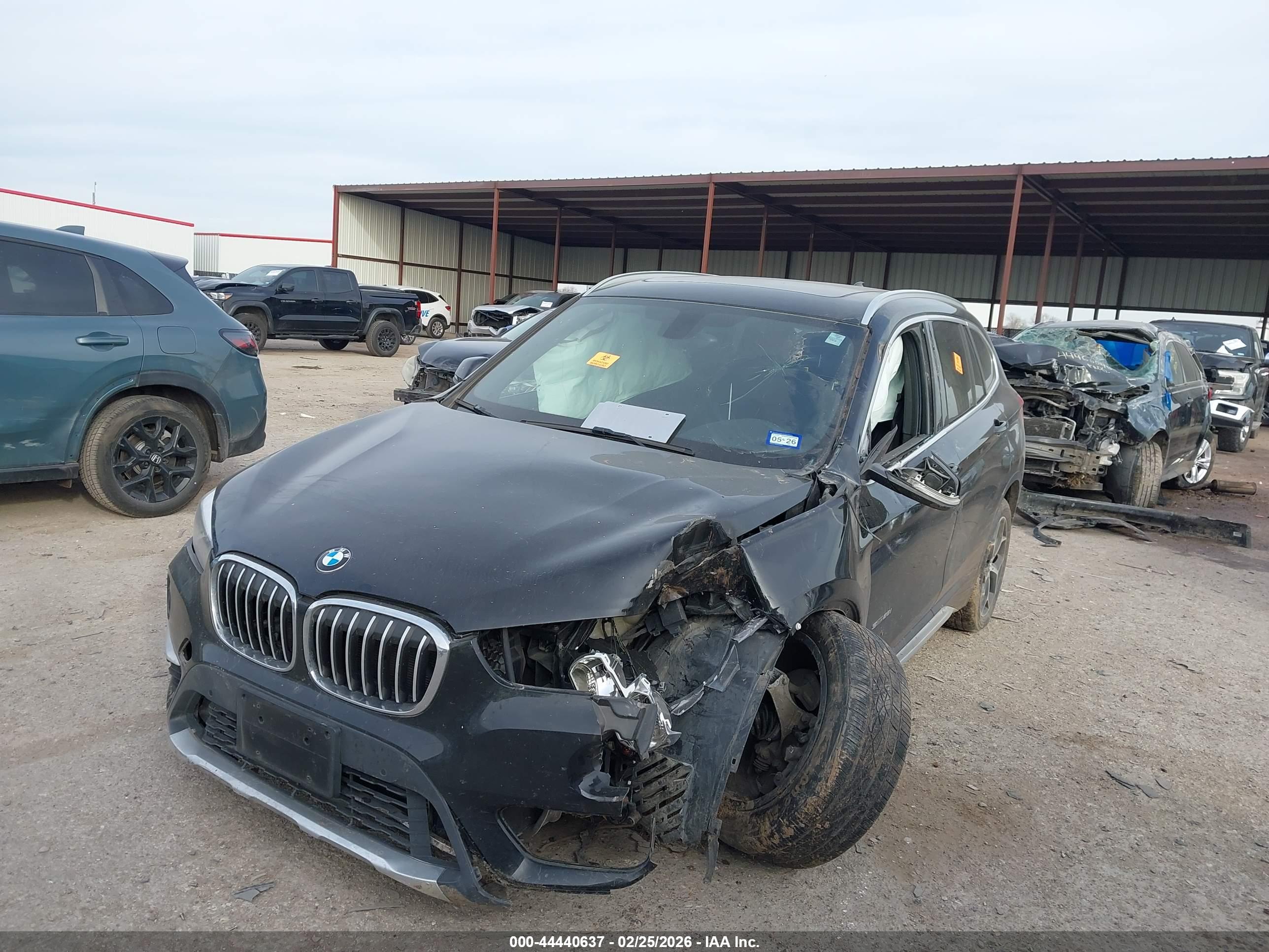 BMW X1 image 2