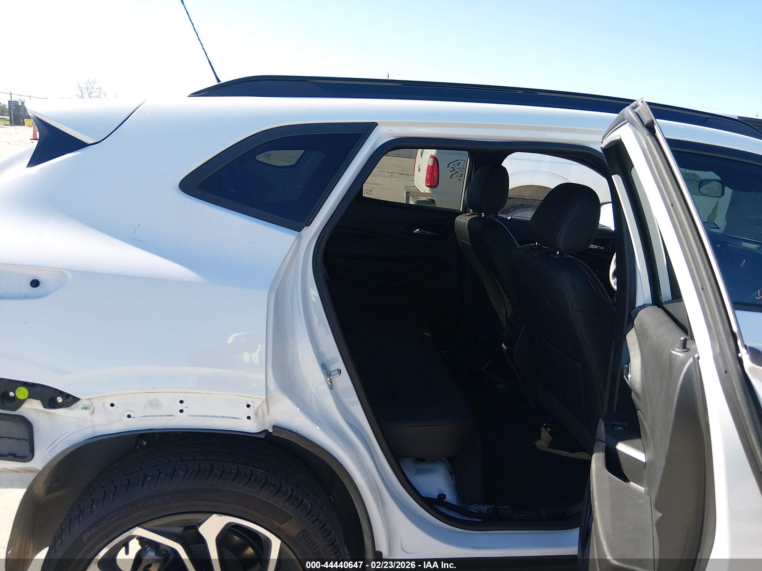 CHEVROLET TRAX image 8