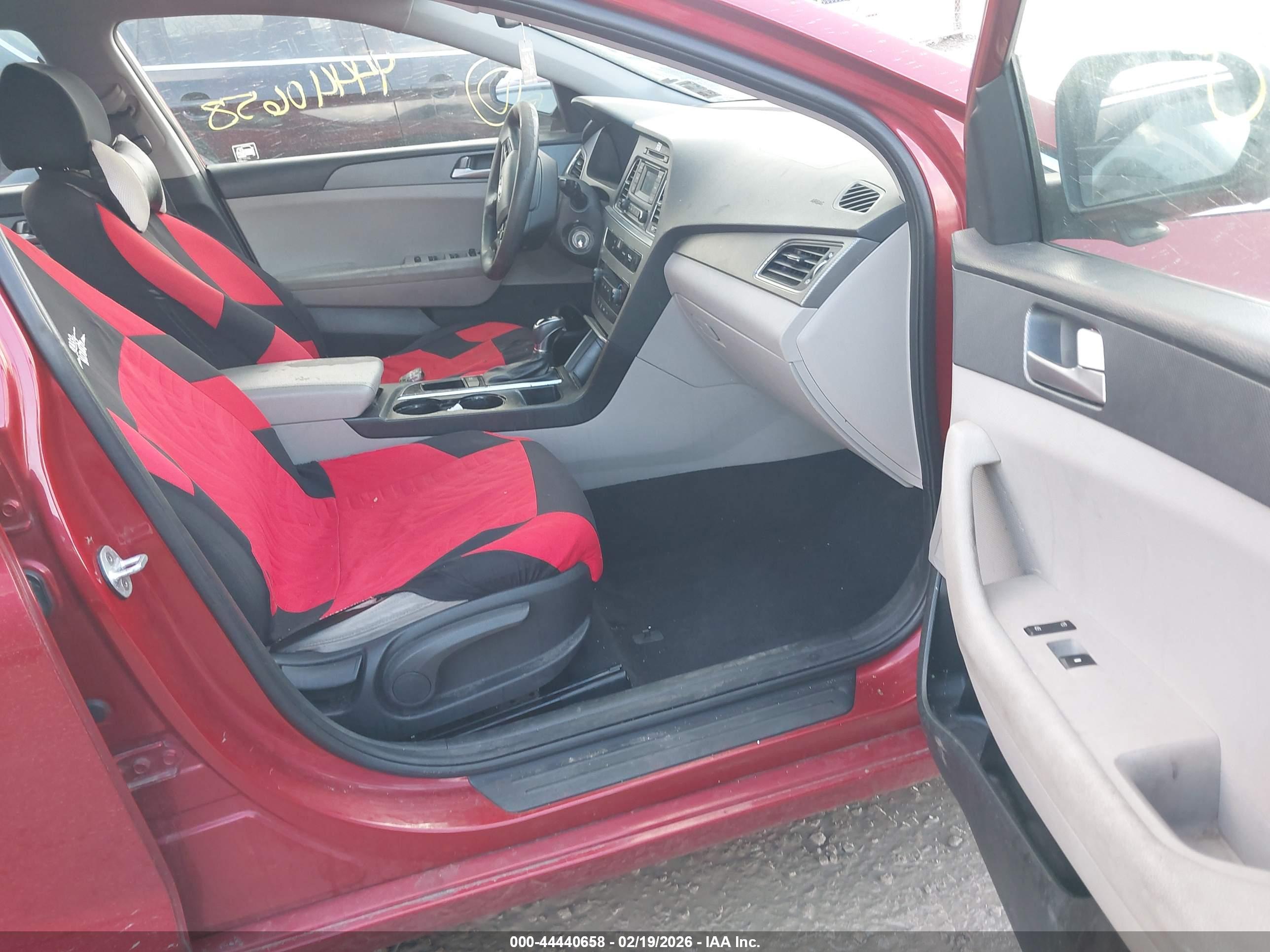 HYUNDAI SONATA image 5
