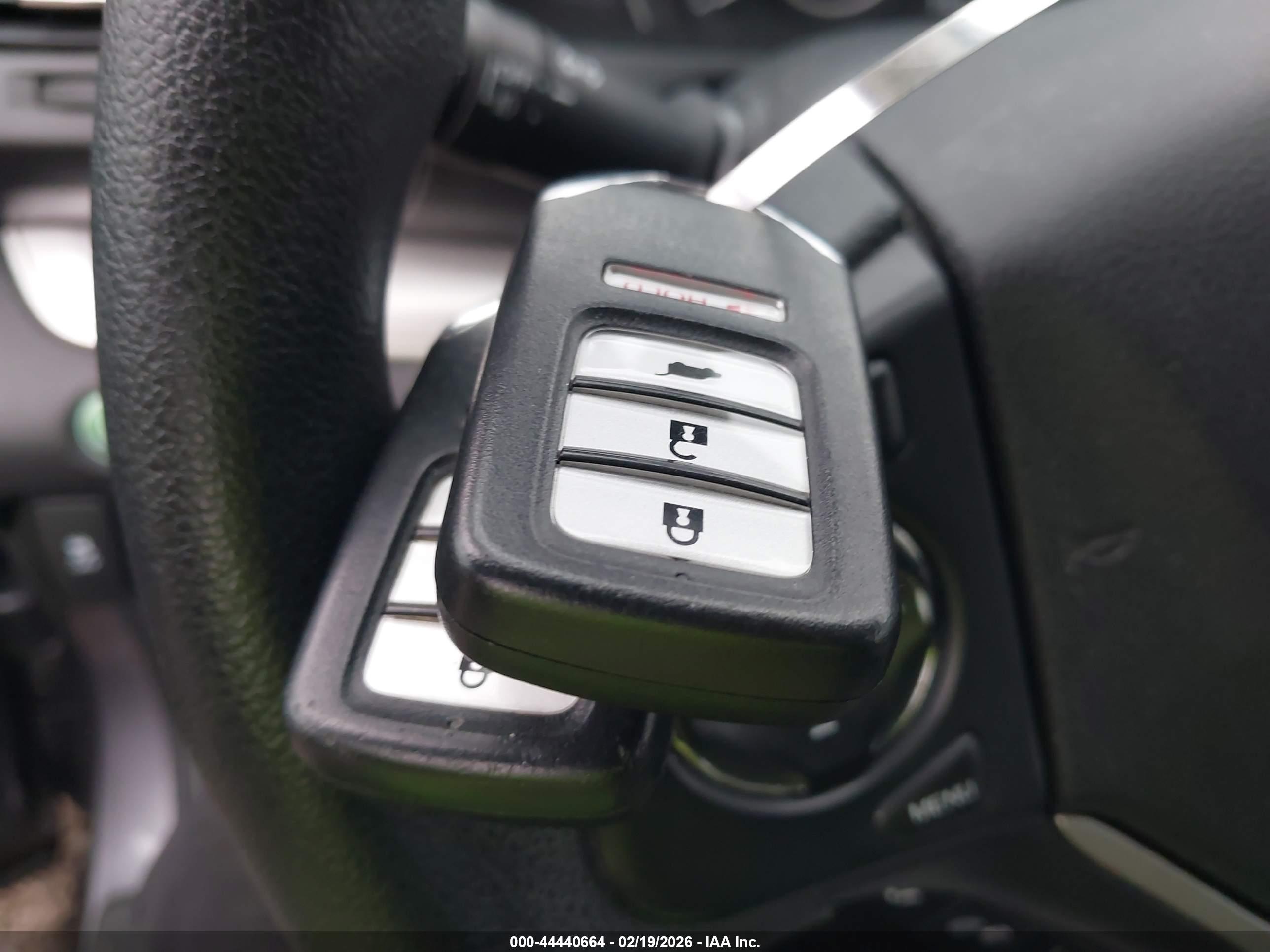 HONDA CR-V image 11
