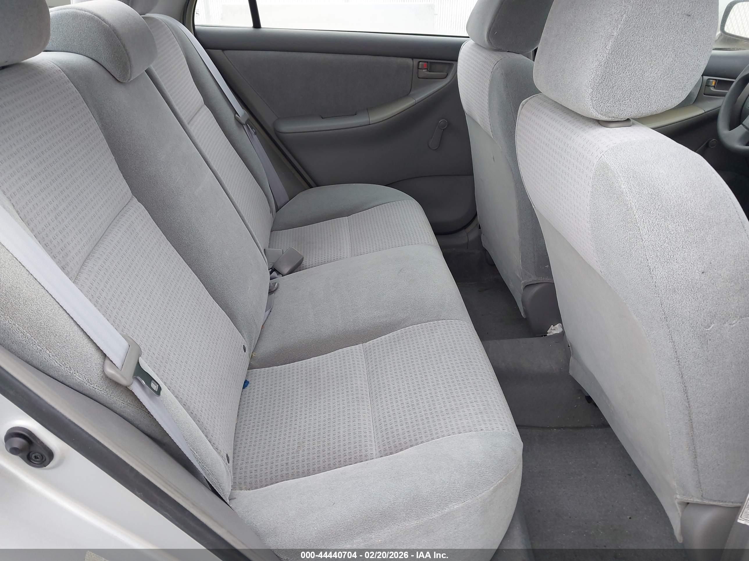 TOYOTA COROLLA image 8