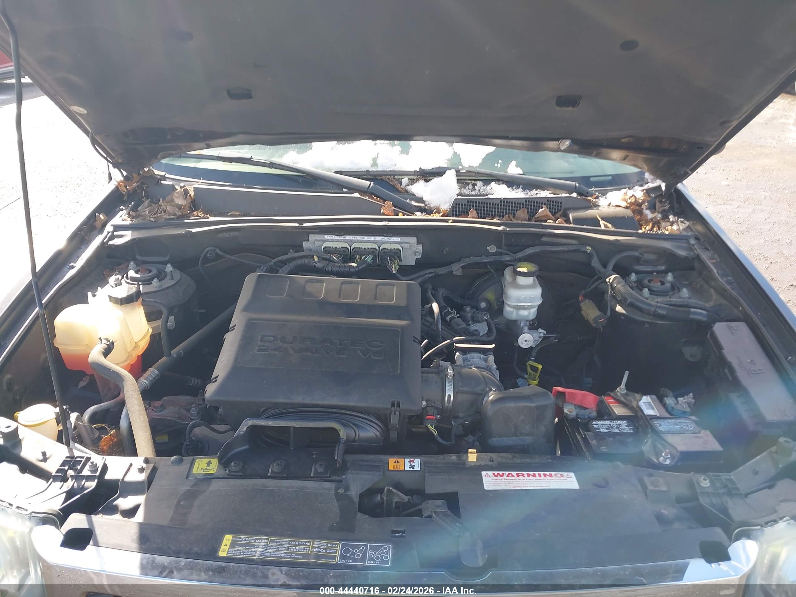 FORD ESCAPE image 10