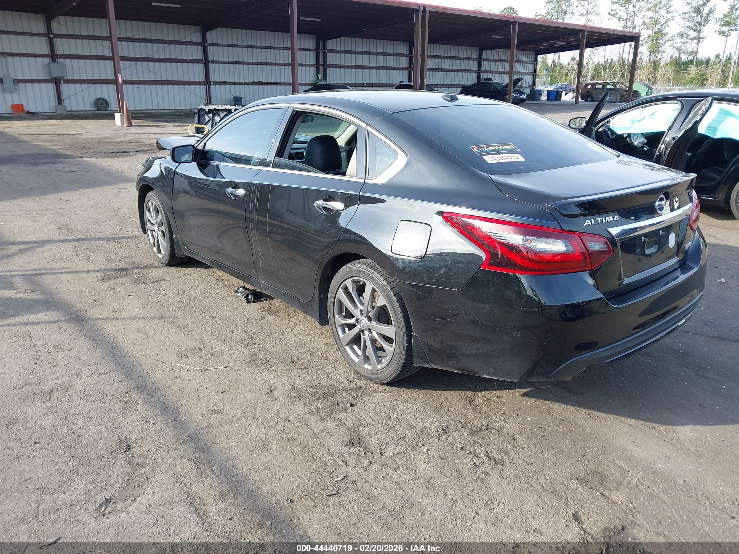 NISSAN ALTIMA image 3