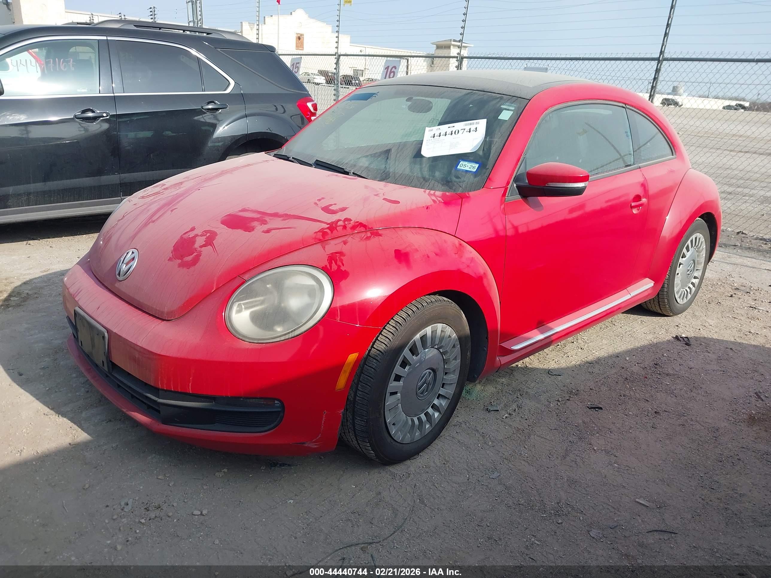 VOLKSWAGEN BEETLE image 2