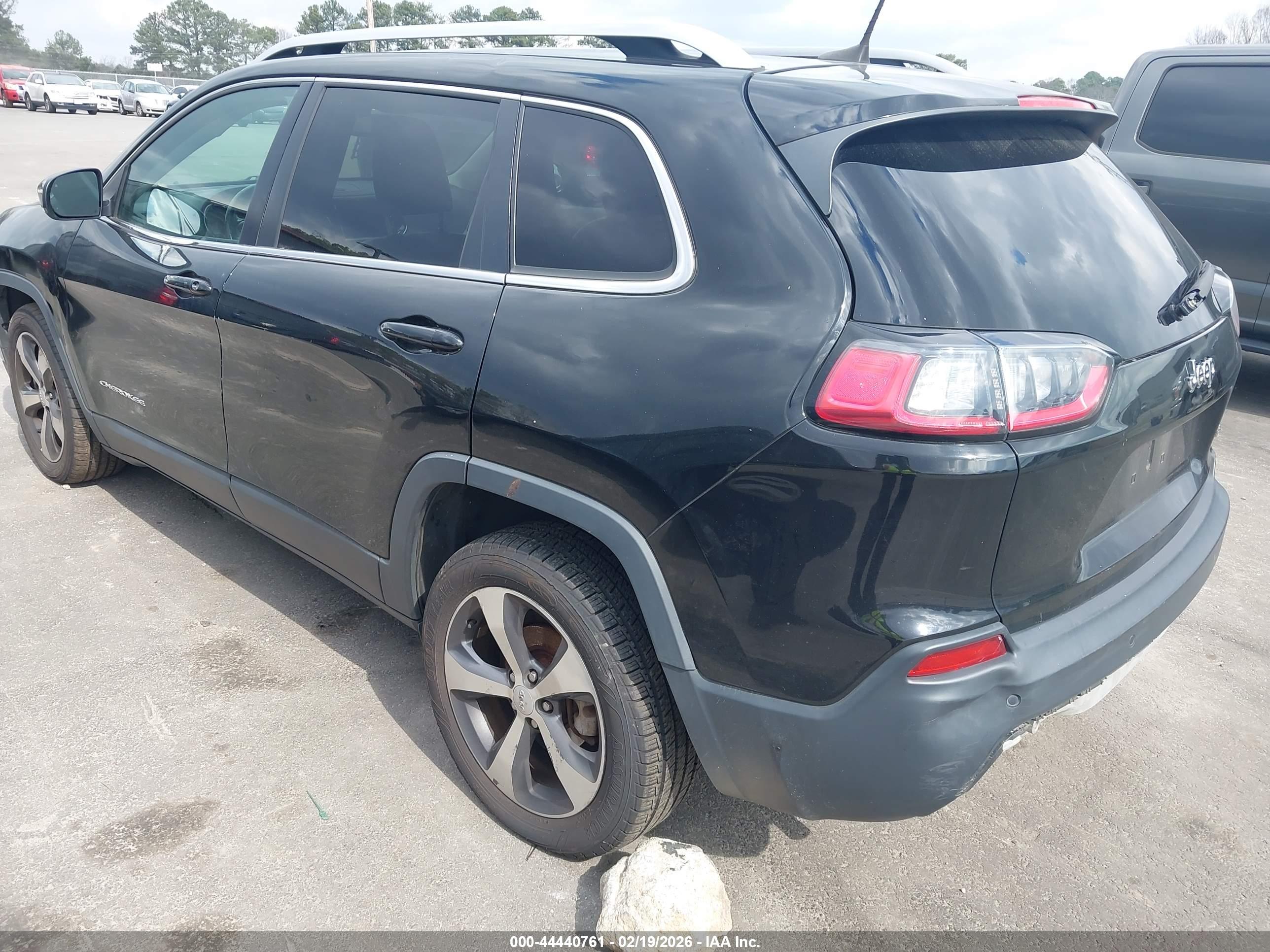 JEEP CHEROKEE image 3