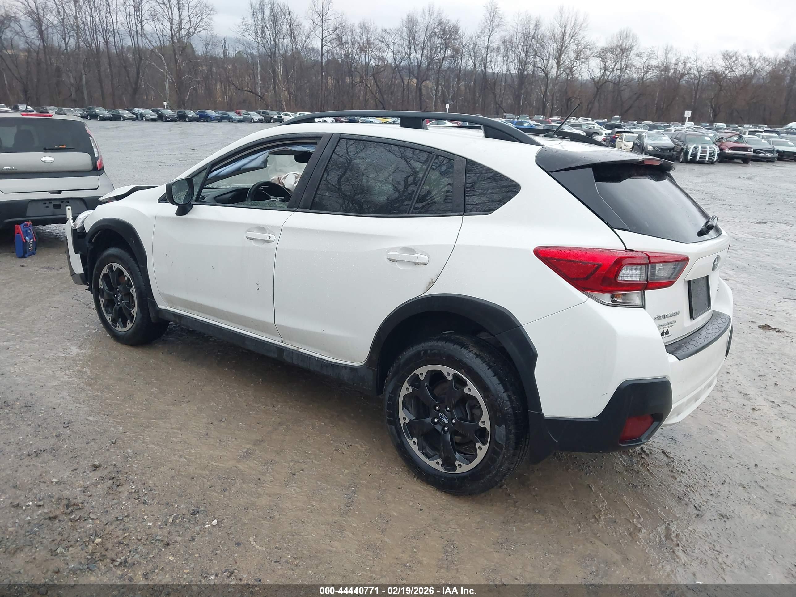 SUBARU CROSSTREK image 3