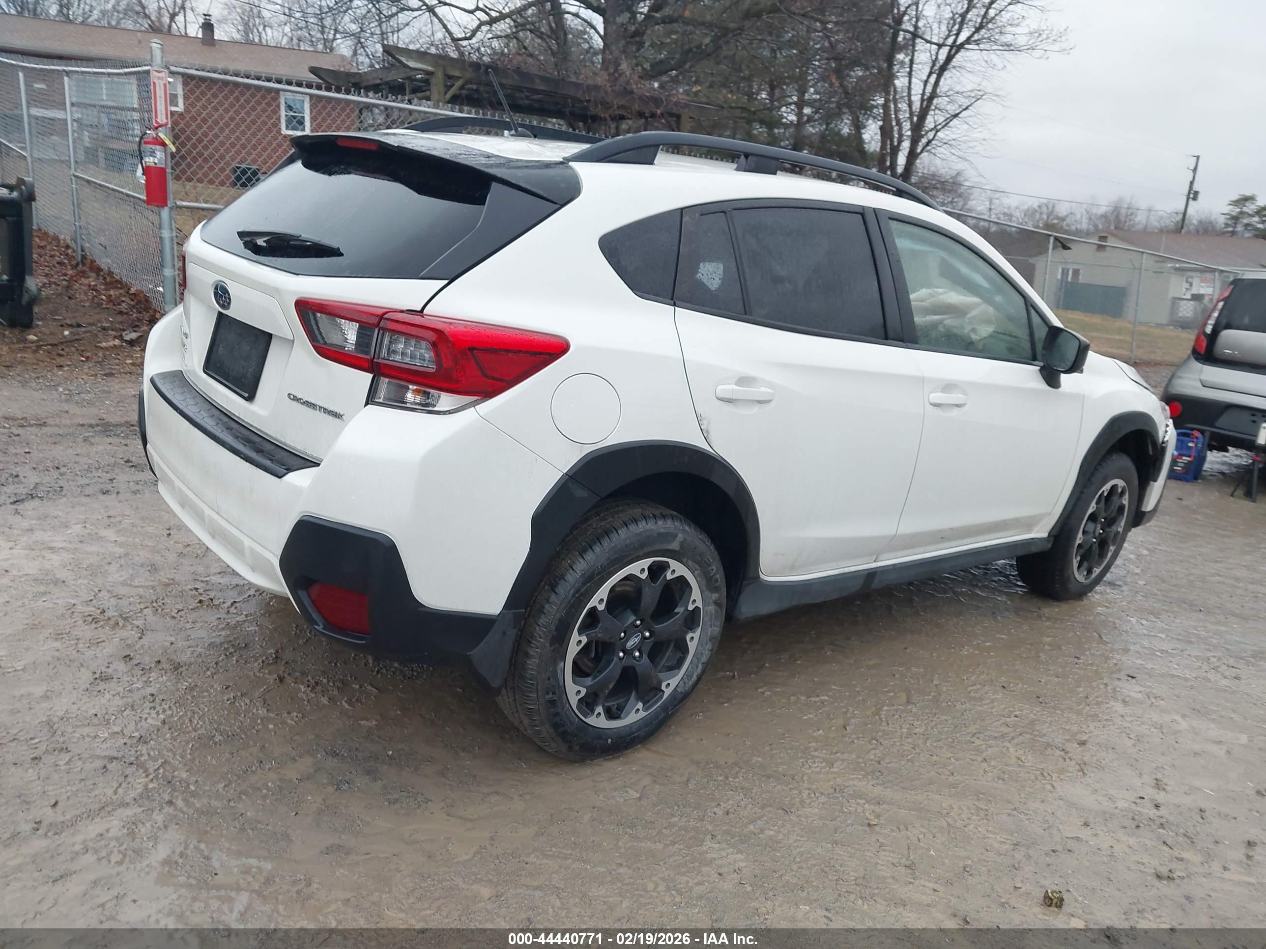 SUBARU CROSSTREK image 4