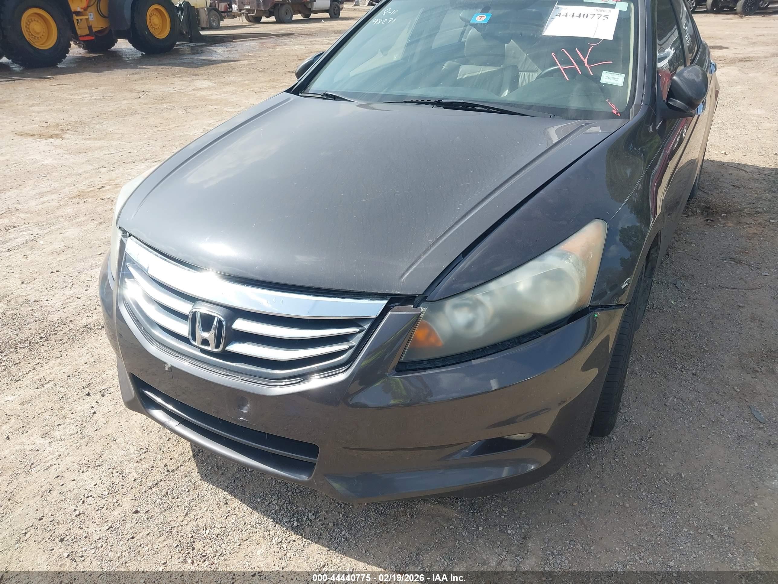 HONDA ACCORD image 6