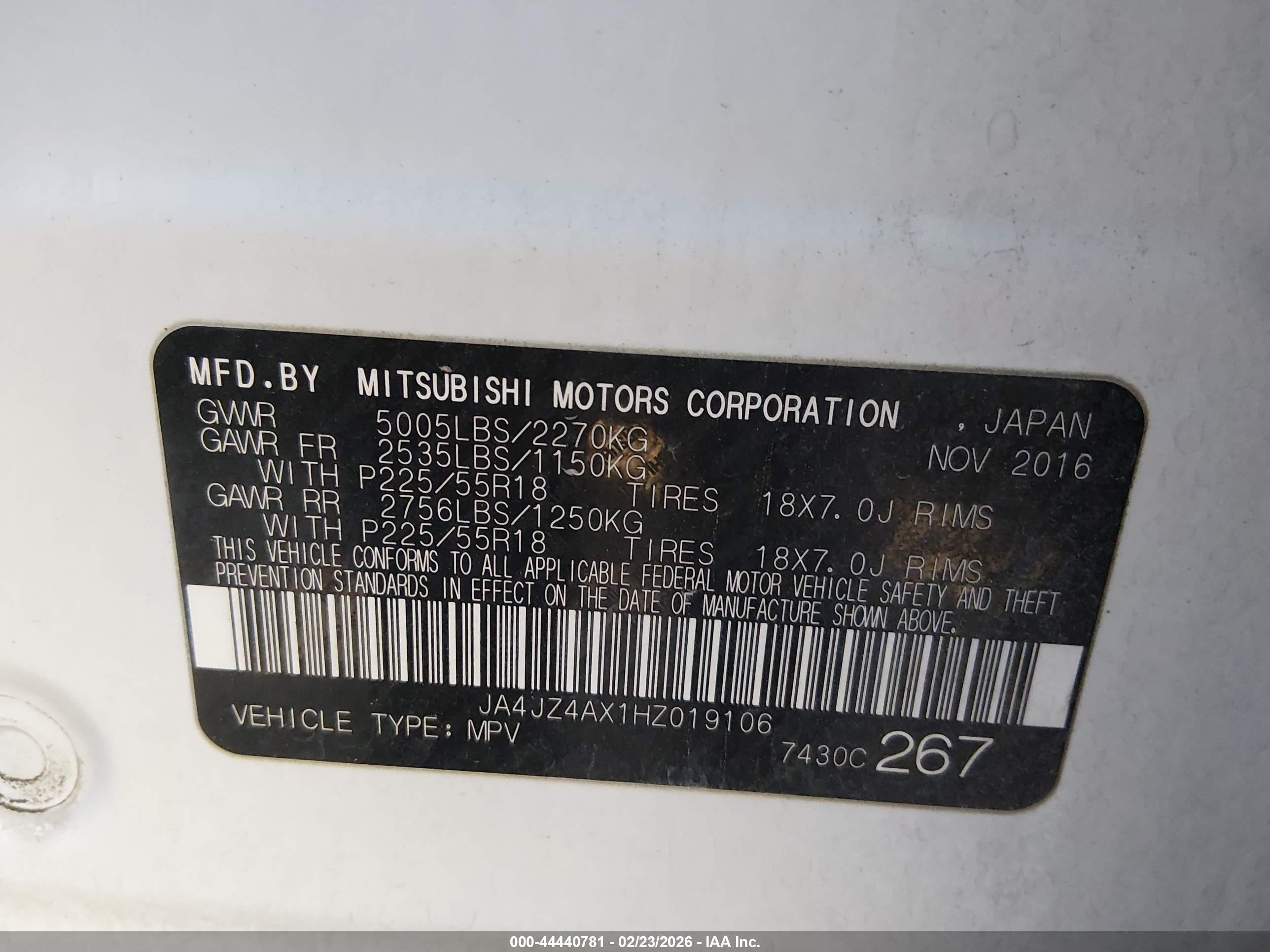 MITSUBISHI OUTLANDER image 9
