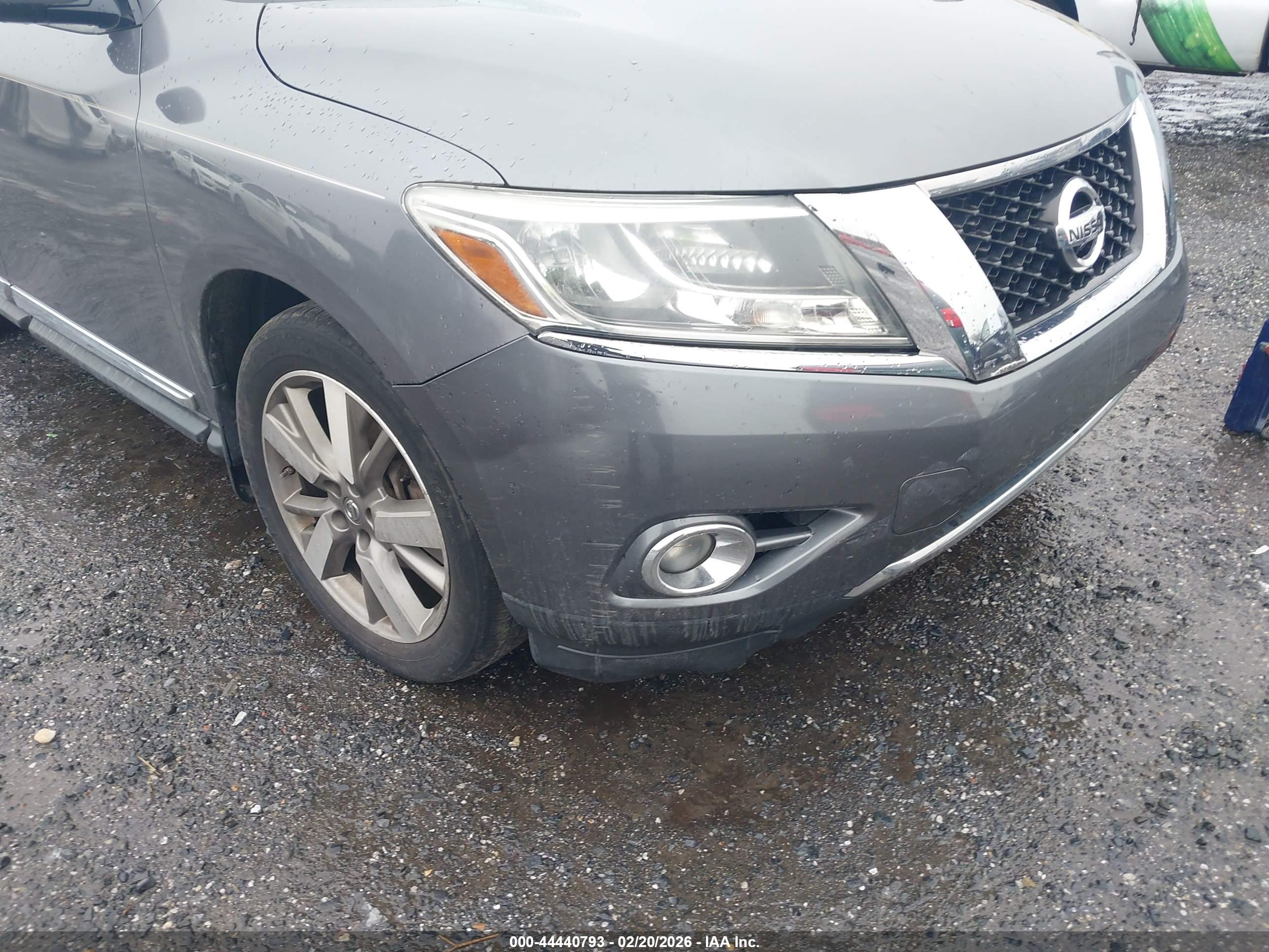 NISSAN PATHFINDER image 6