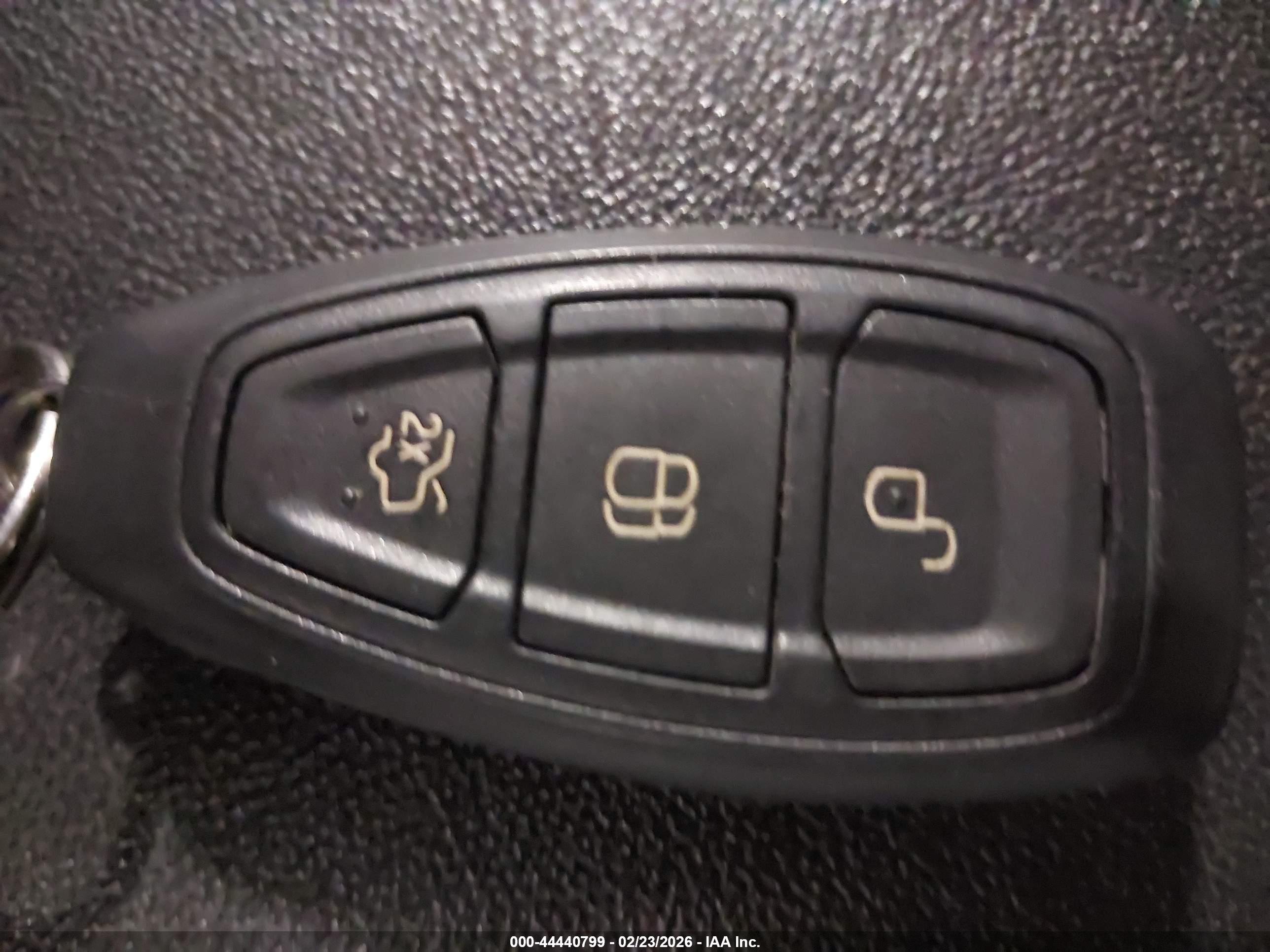 FORD FIESTA image 11