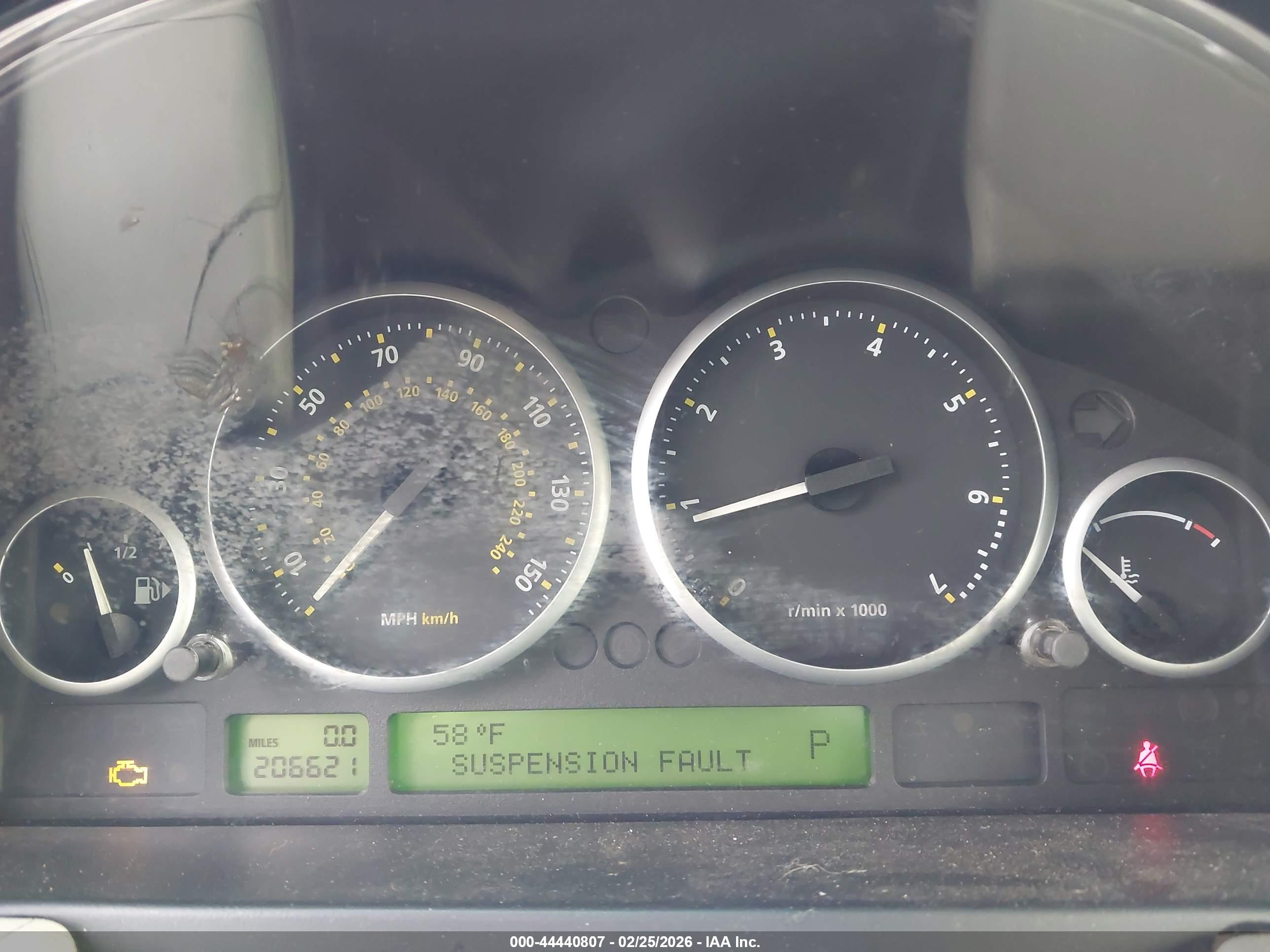 LAND ROVER image 7