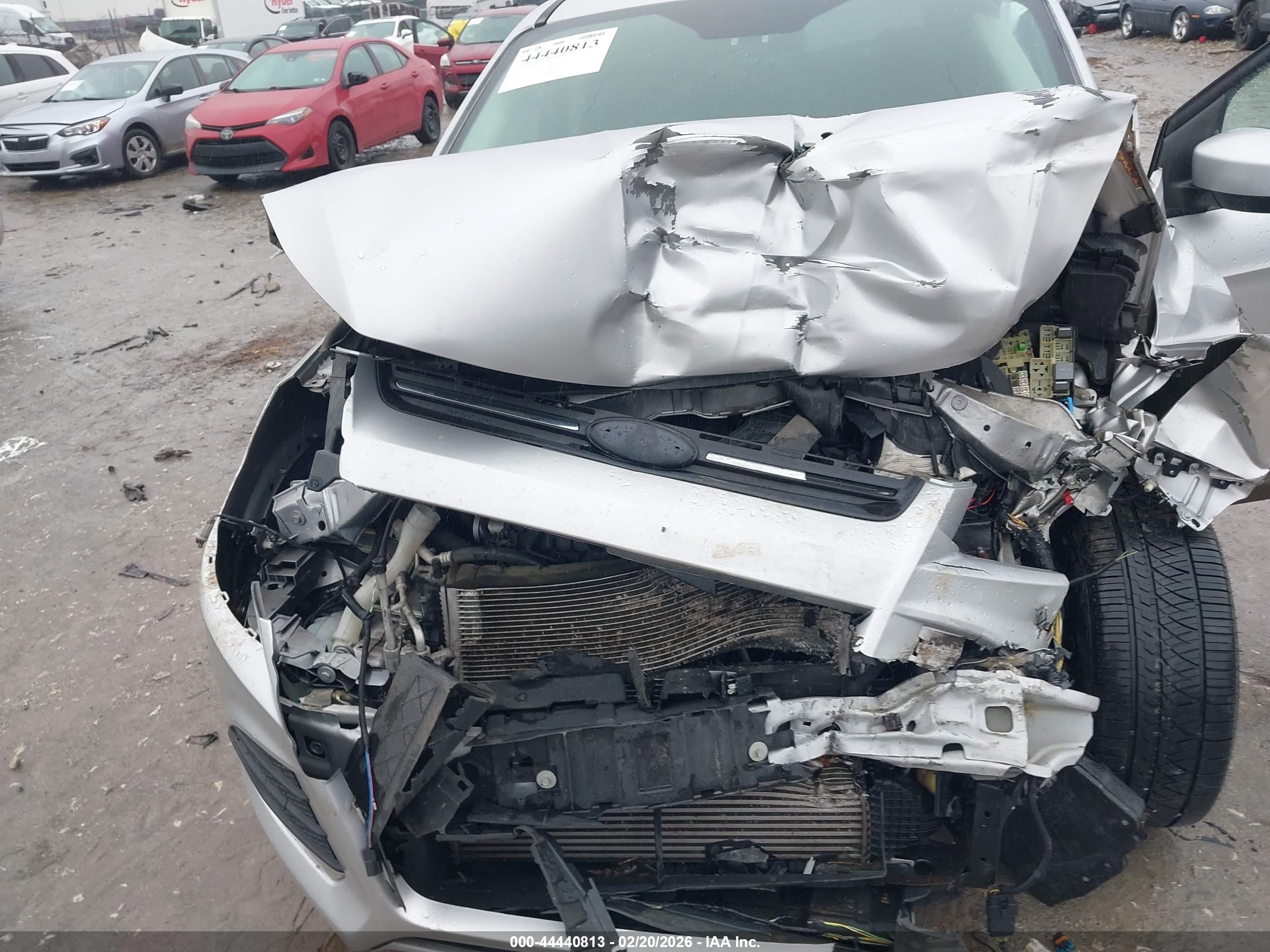 FORD ESCAPE image 10