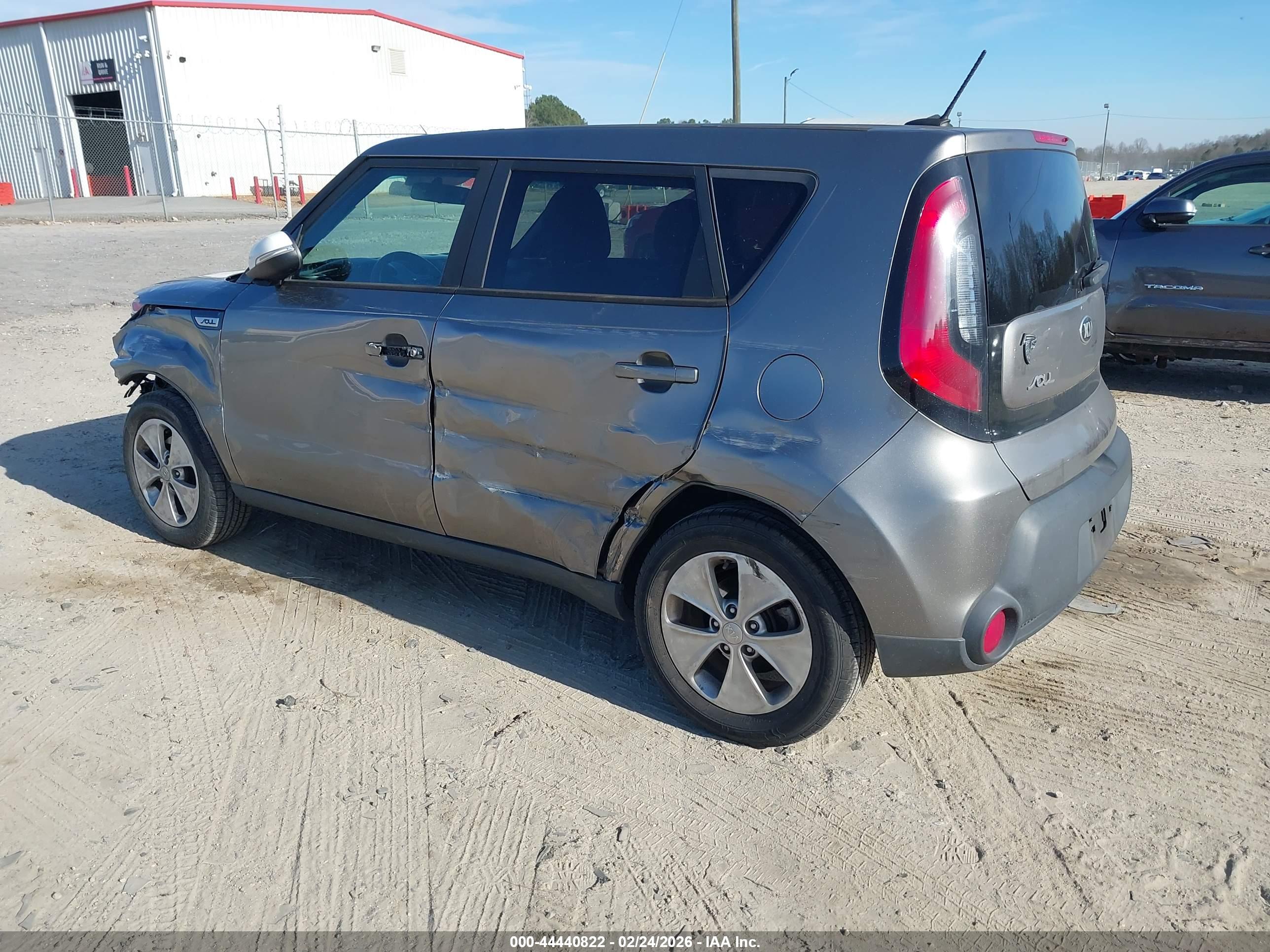 KIA SOUL image 3