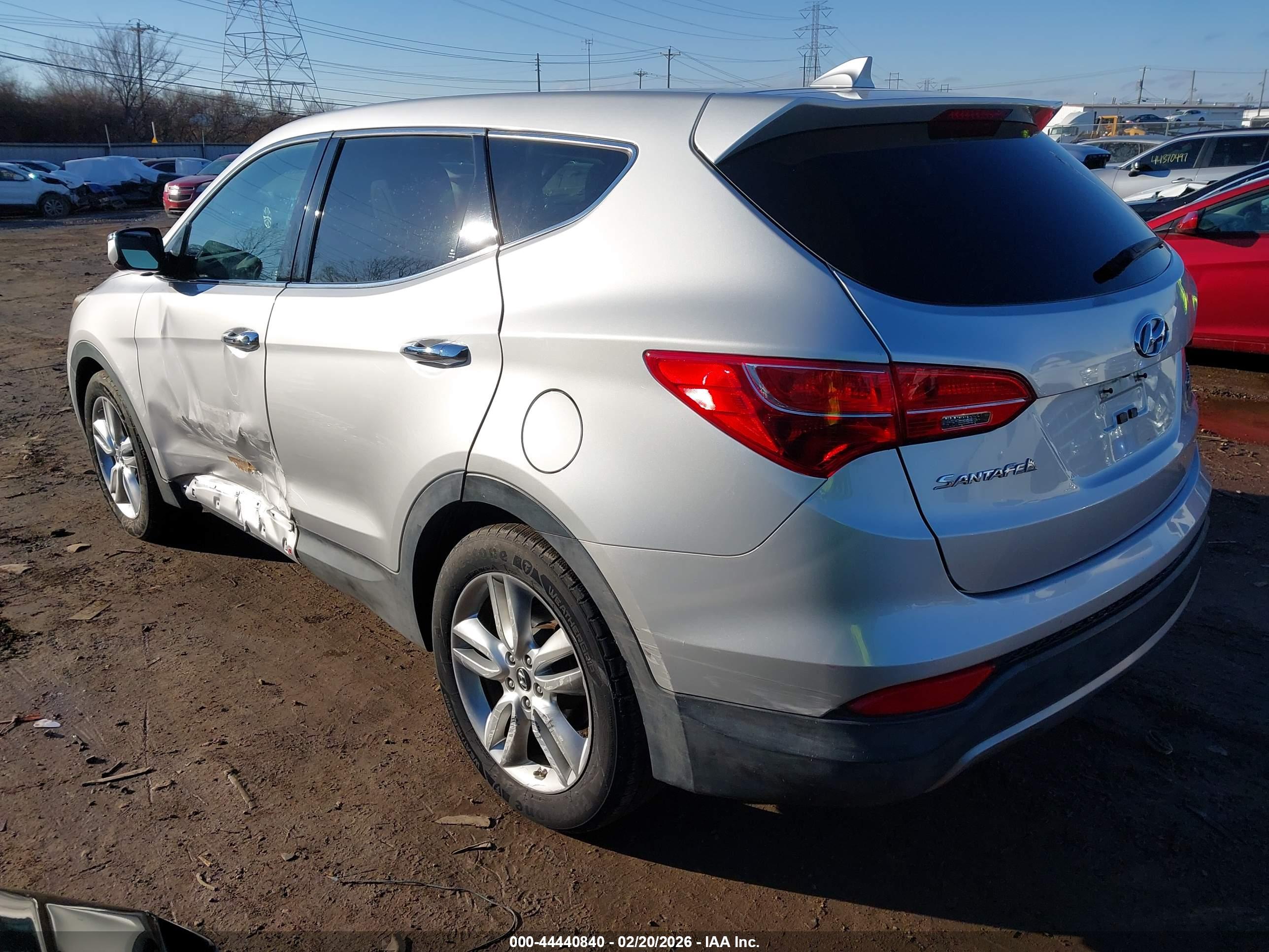 HYUNDAI SANTA image 3