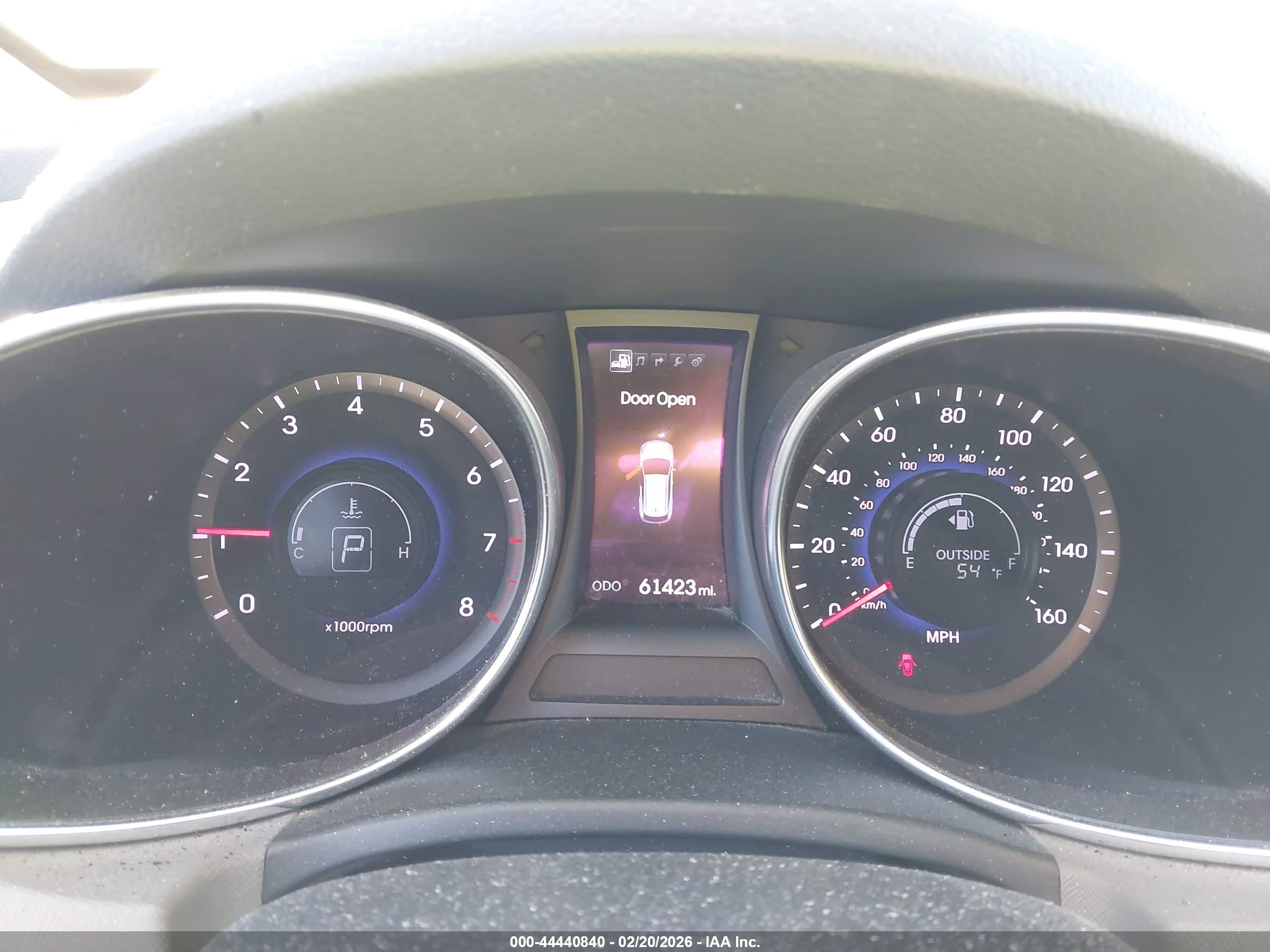 HYUNDAI SANTA image 7