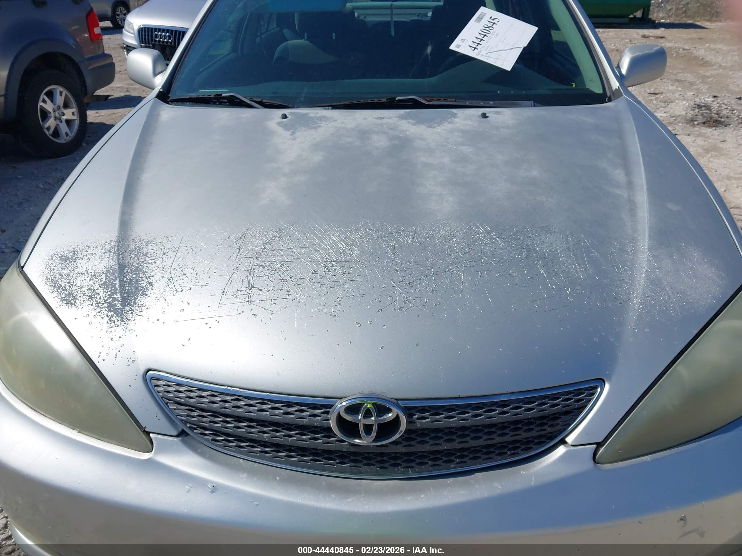 TOYOTA CAMRY image 6