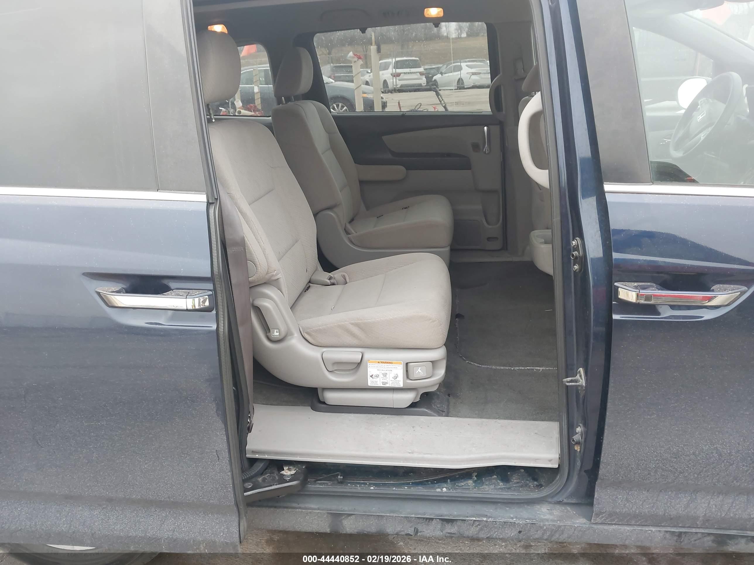 HONDA ODYSSEY image 8