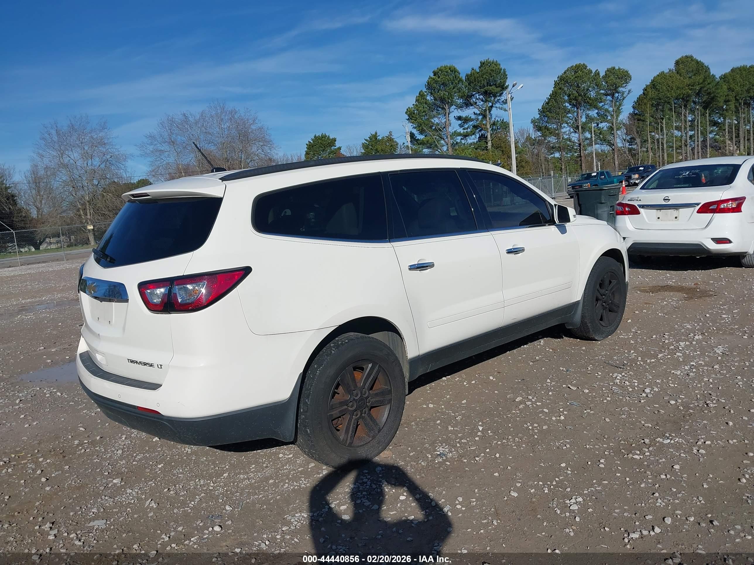 CHEVROLET TRAVERSE image 4