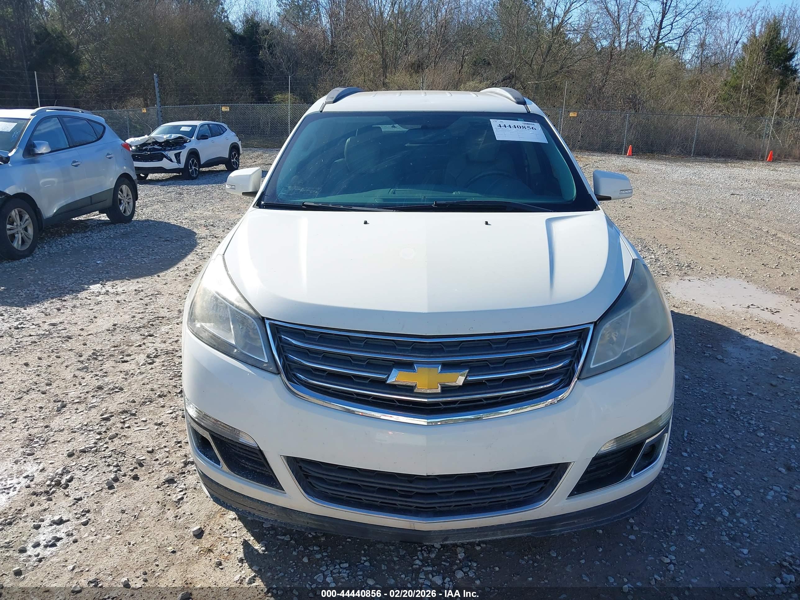 CHEVROLET TRAVERSE image 6