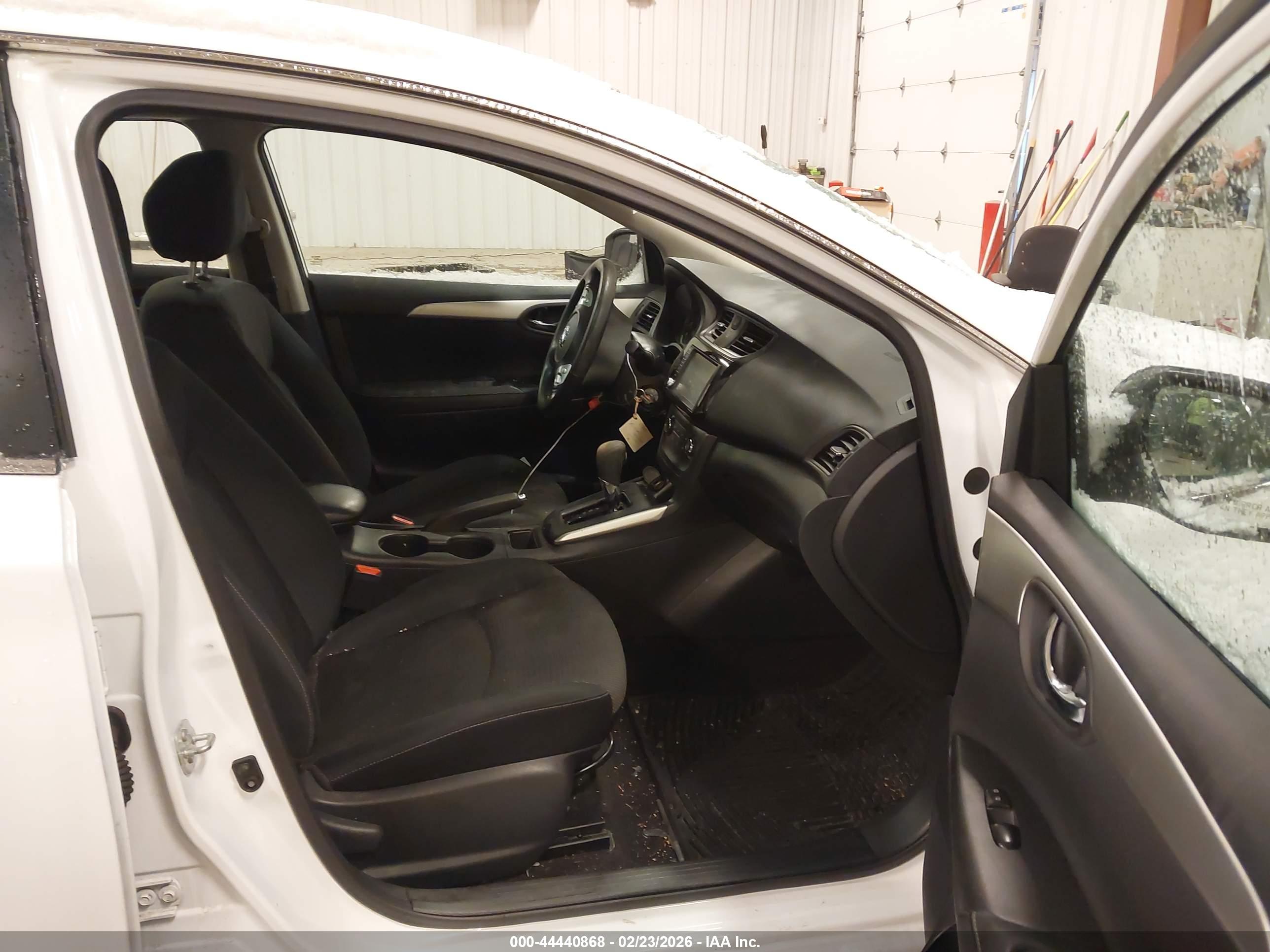 NISSAN SENTRA image 5