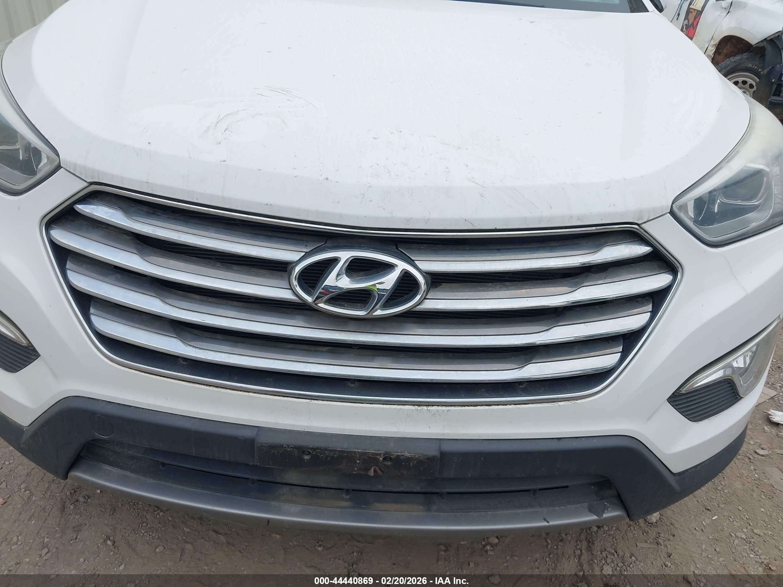 HYUNDAI SANTA image 6