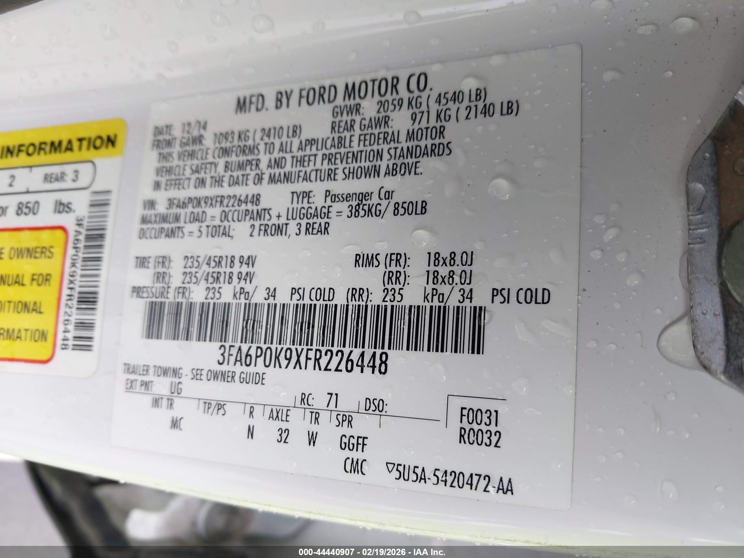 FORD FUSION image 9